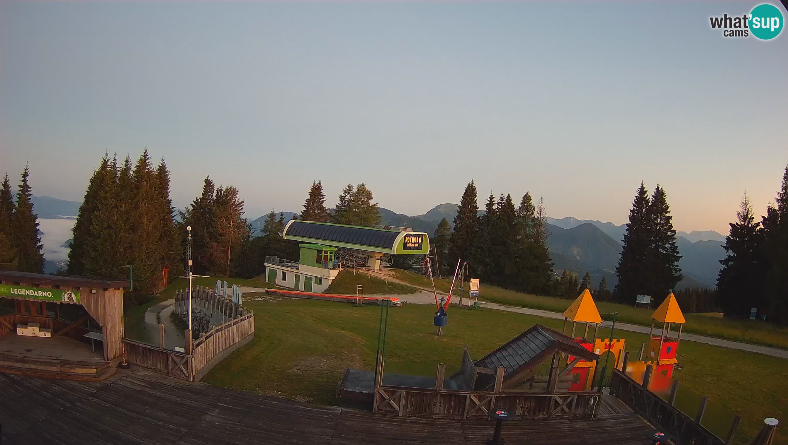 Web kamera Počivalo – Alpska Perla | Pogled uživo sa skijališta Cerkno