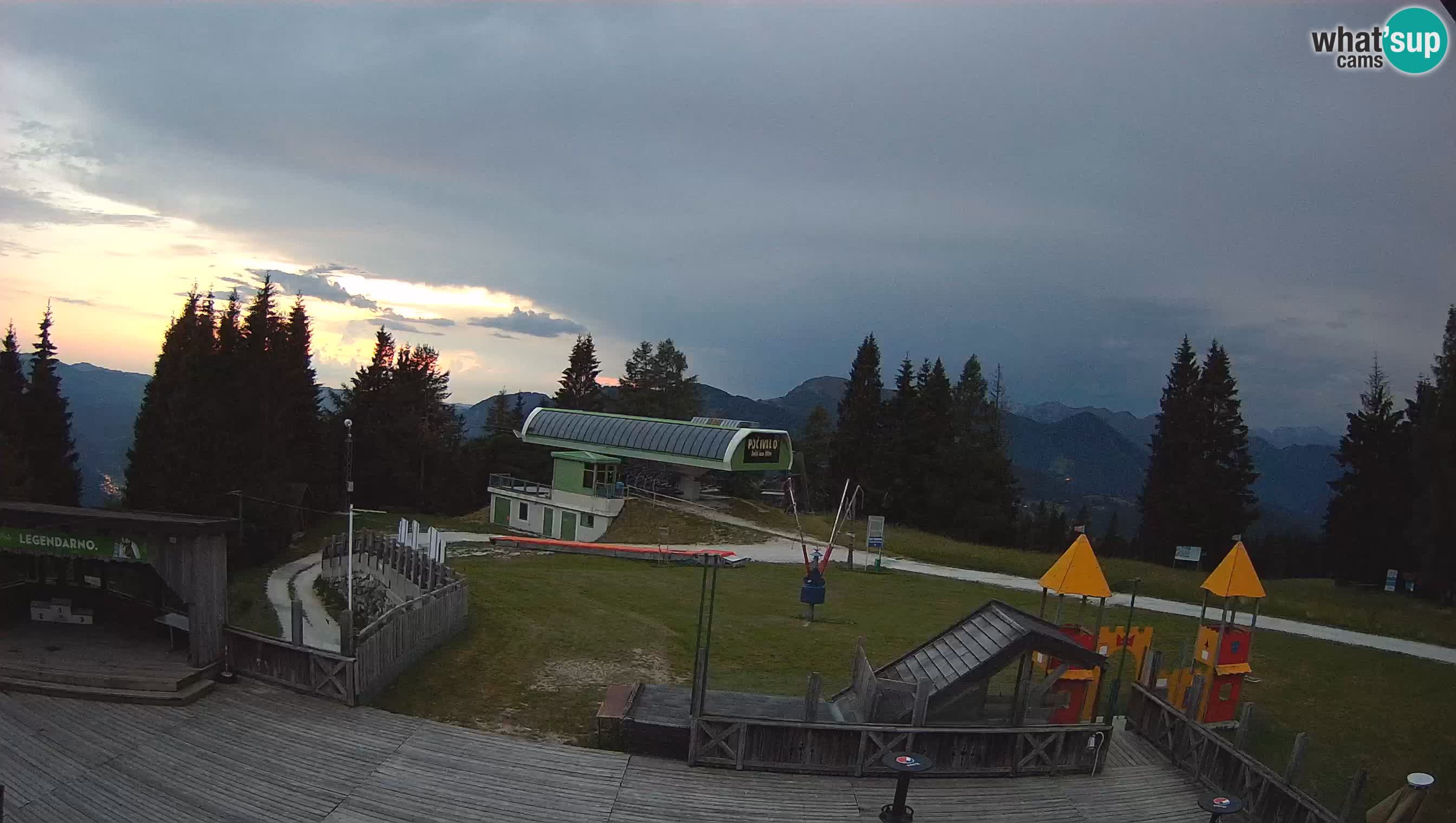 Webcam de la station de ski des Alpes slovènes à Cerkno Počivalo