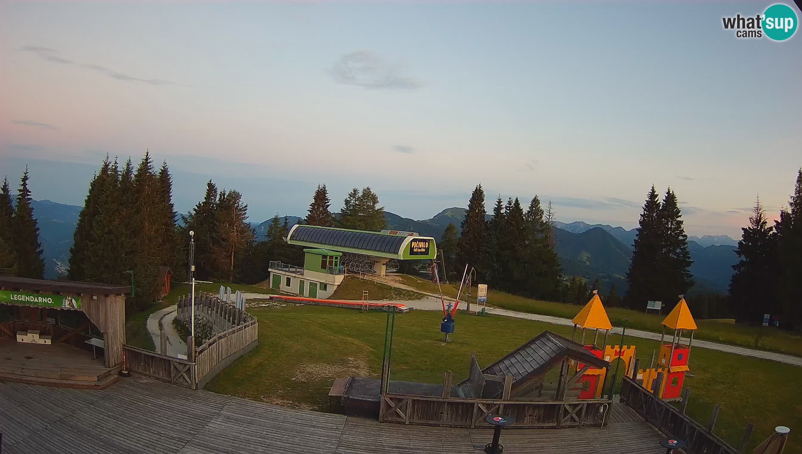 Webcam de la station de ski des Alpes slovènes à Cerkno Počivalo