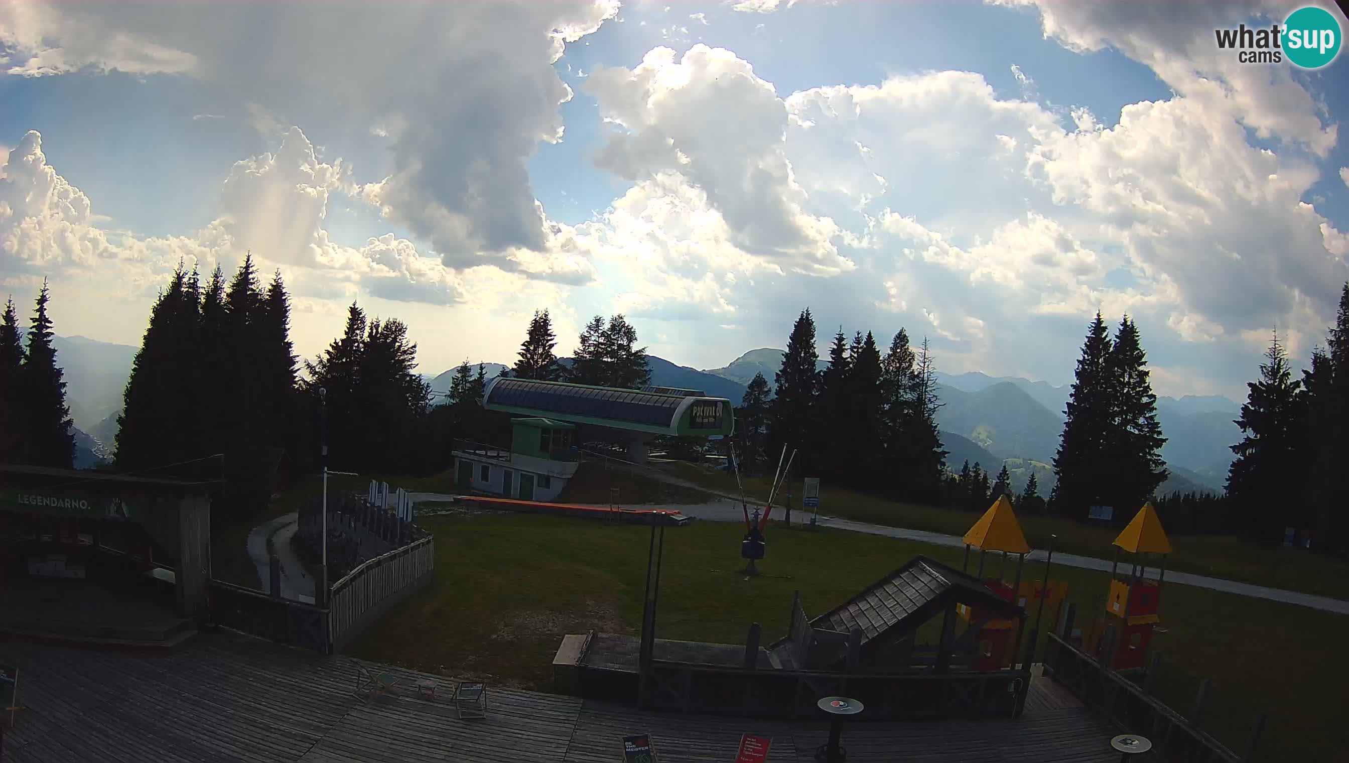 Webcam Počivalo – Alpska Perla | Live View from Cerkno Ski Resort