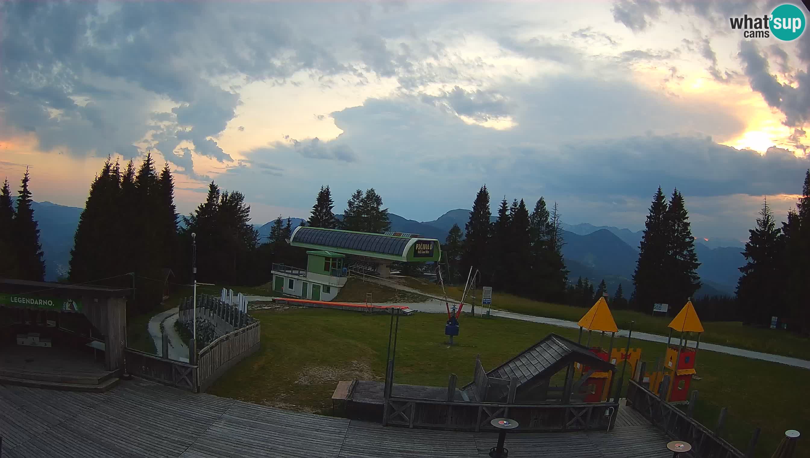 Webcam de la station de ski des Alpes slovènes à Cerkno Počivalo