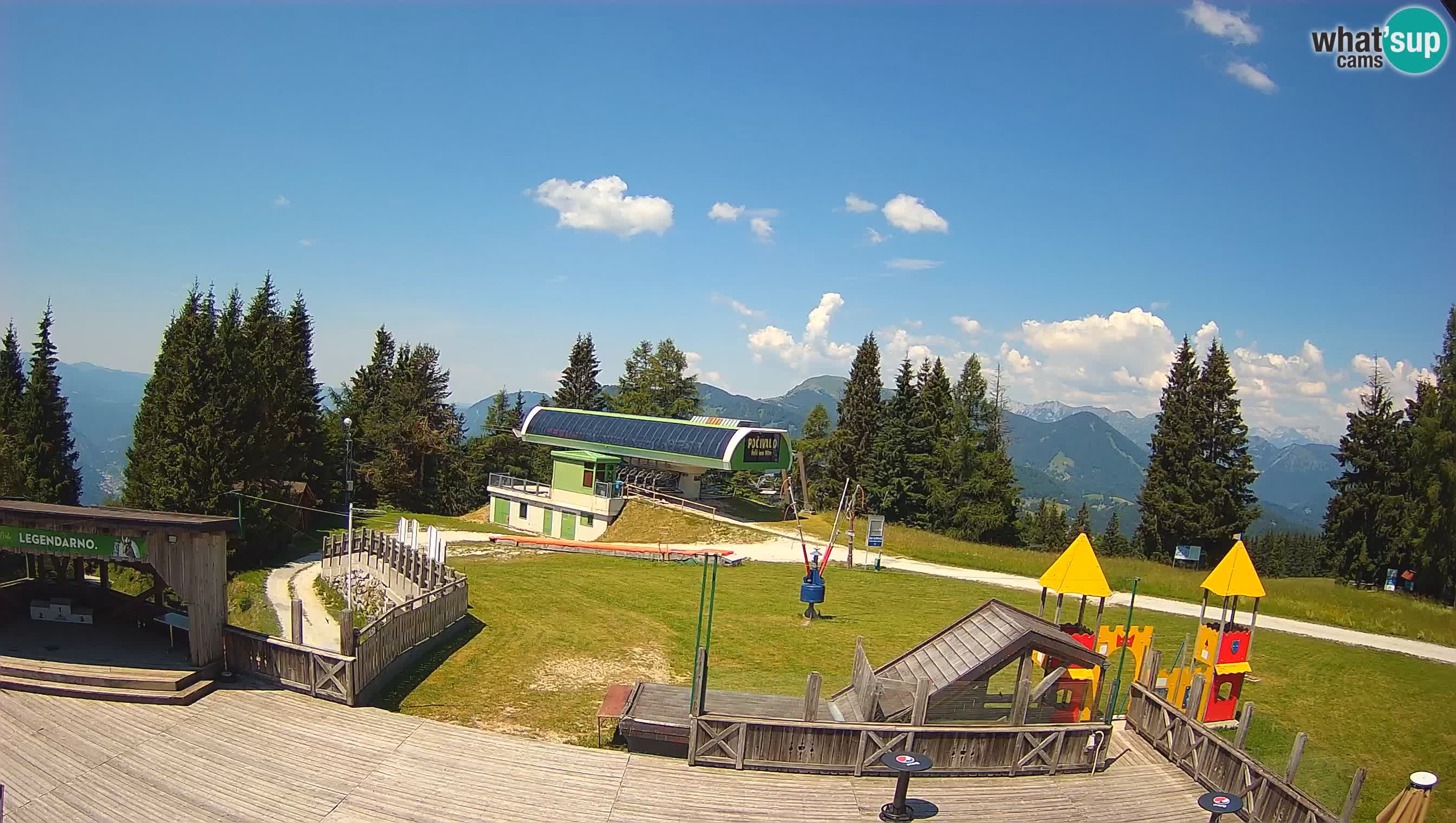 Webcam de la station de ski des Alpes slovènes à Cerkno Počivalo