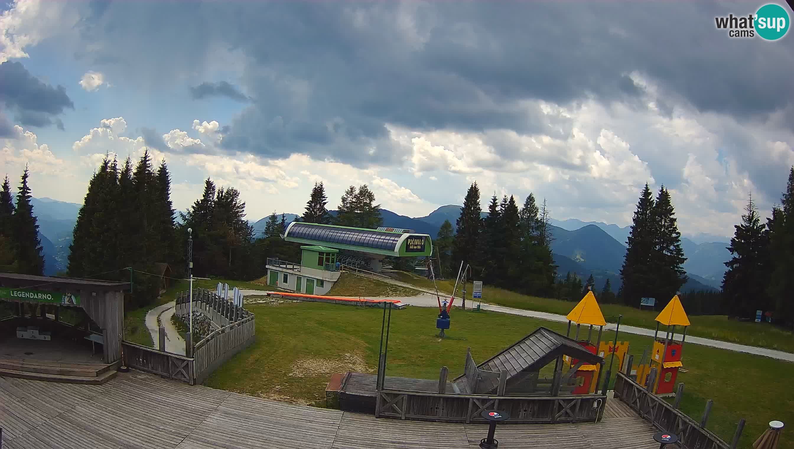 Cámara web Počivalo – Alpska Perla | Vista en vivo desde la estación de esquí Cerkno