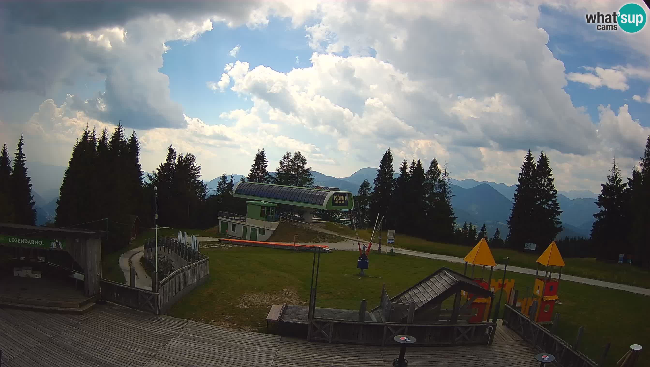 Web kamera Počivalo – Alpska Perla | Pogled uživo sa skijališta Cerkno