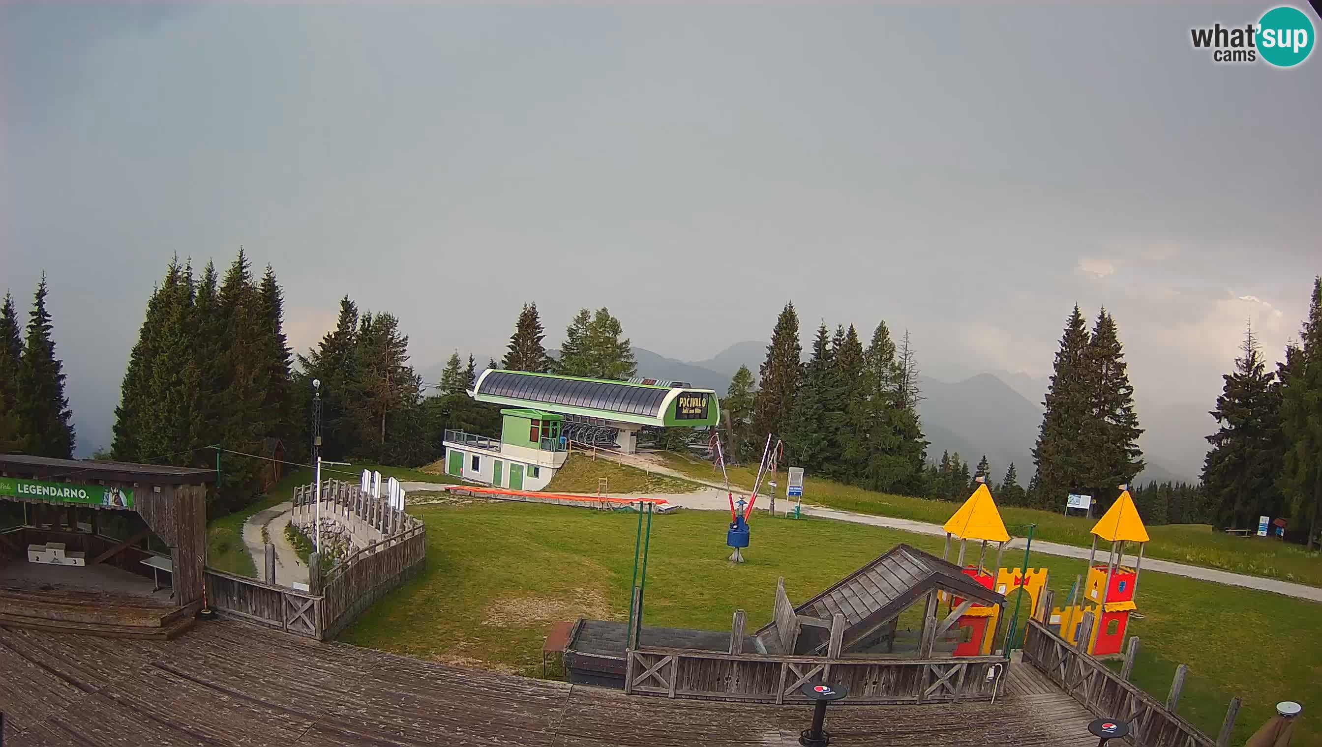 Cámara web Počivalo – Alpska Perla | Vista en vivo desde la estación de esquí Cerkno