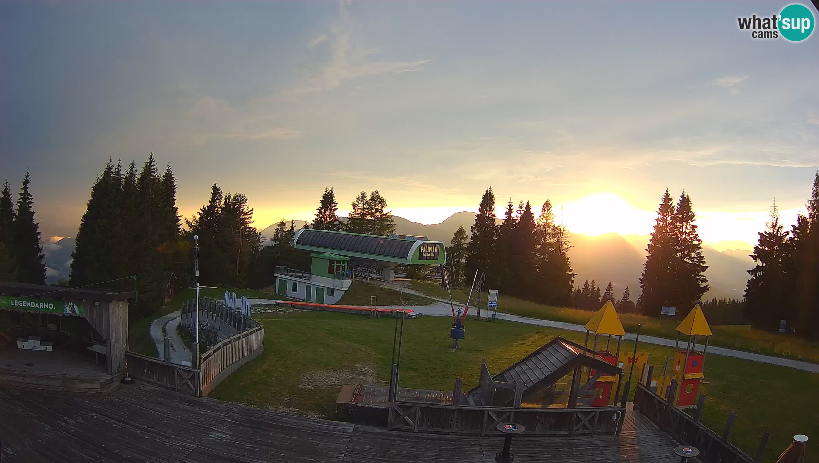 Webcam Počivalo – Alpska Perla | Vista live dalla stazione sciistica di Cerkno