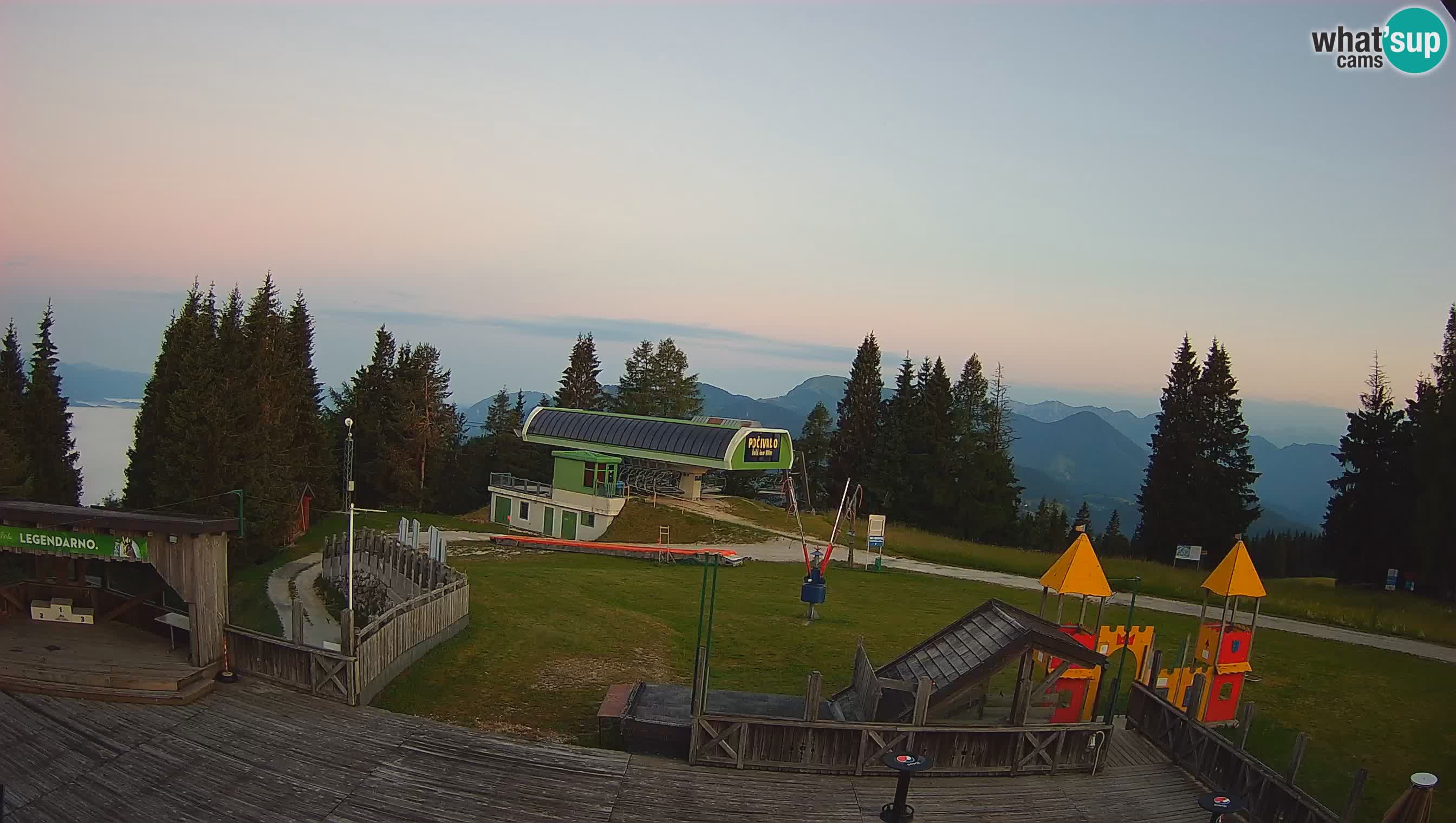 Cámara web Počivalo – Alpska Perla | Vista en vivo desde la estación de esquí Cerkno