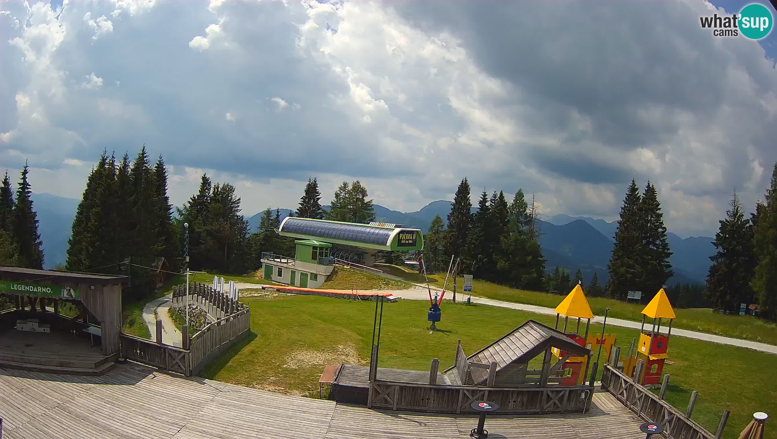 Webcam Počivalo – Alpska Perla | Vista live dalla stazione sciistica di Cerkno