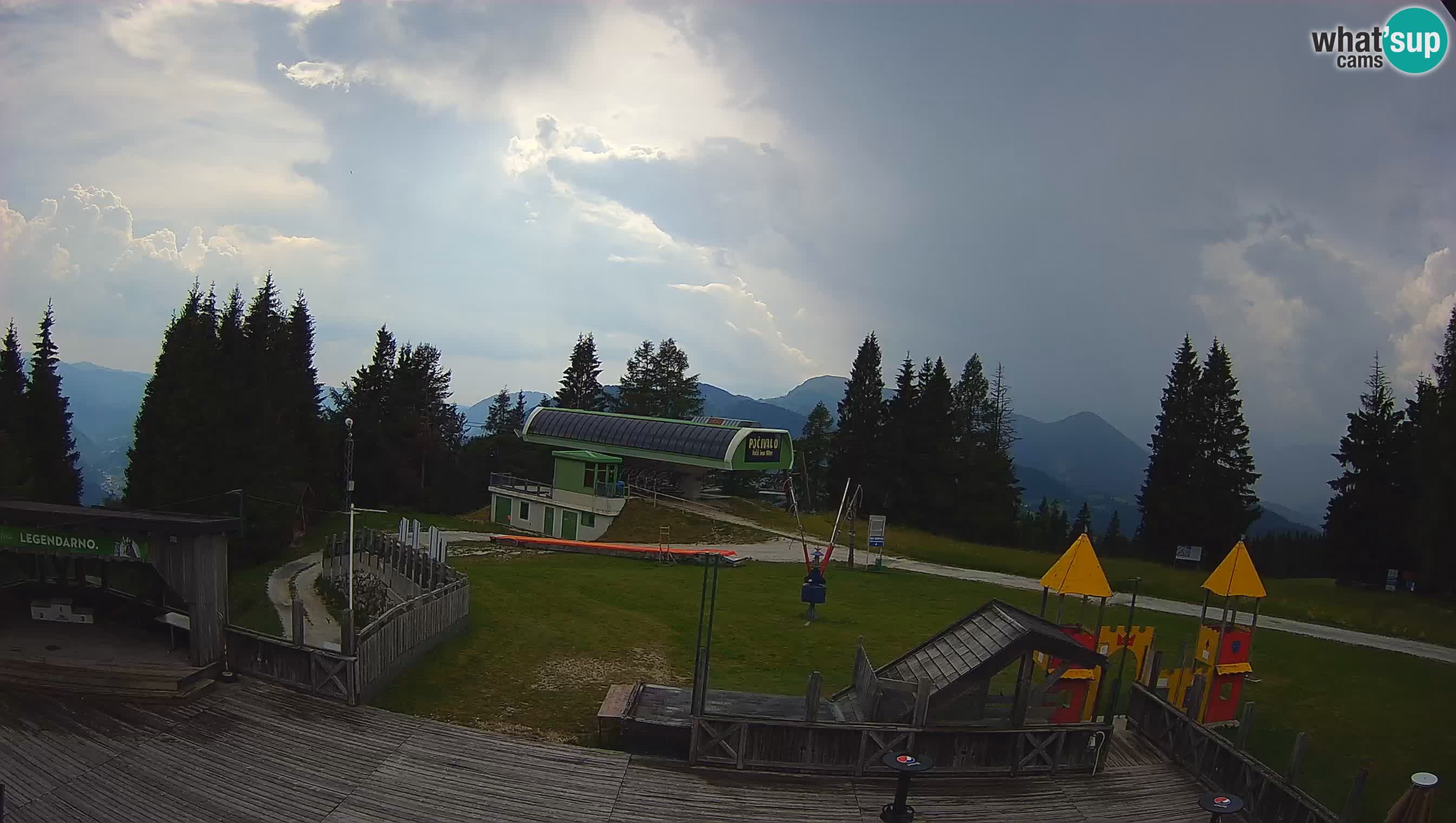 Web kamera Počivalo – Alpska Perla | Pogled uživo sa skijališta Cerkno