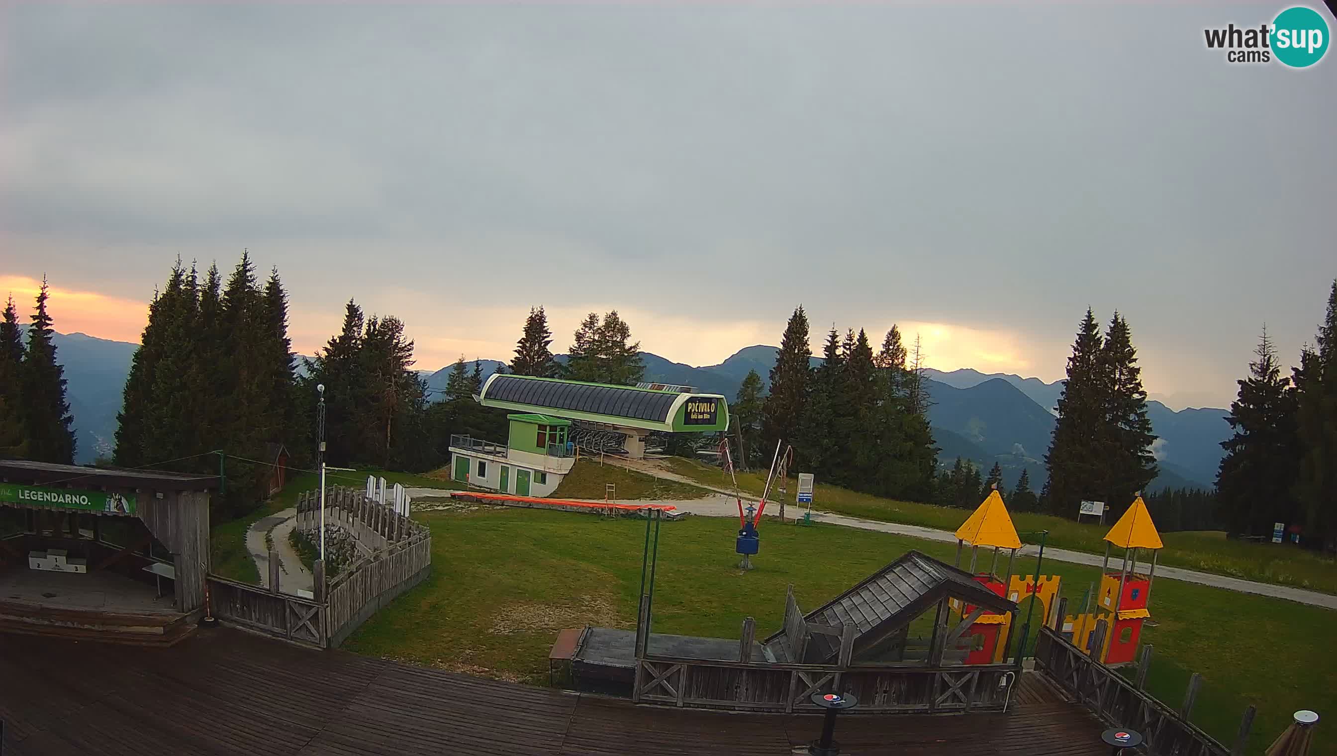 Web kamera Počivalo – Alpska Perla | Pogled uživo sa skijališta Cerkno