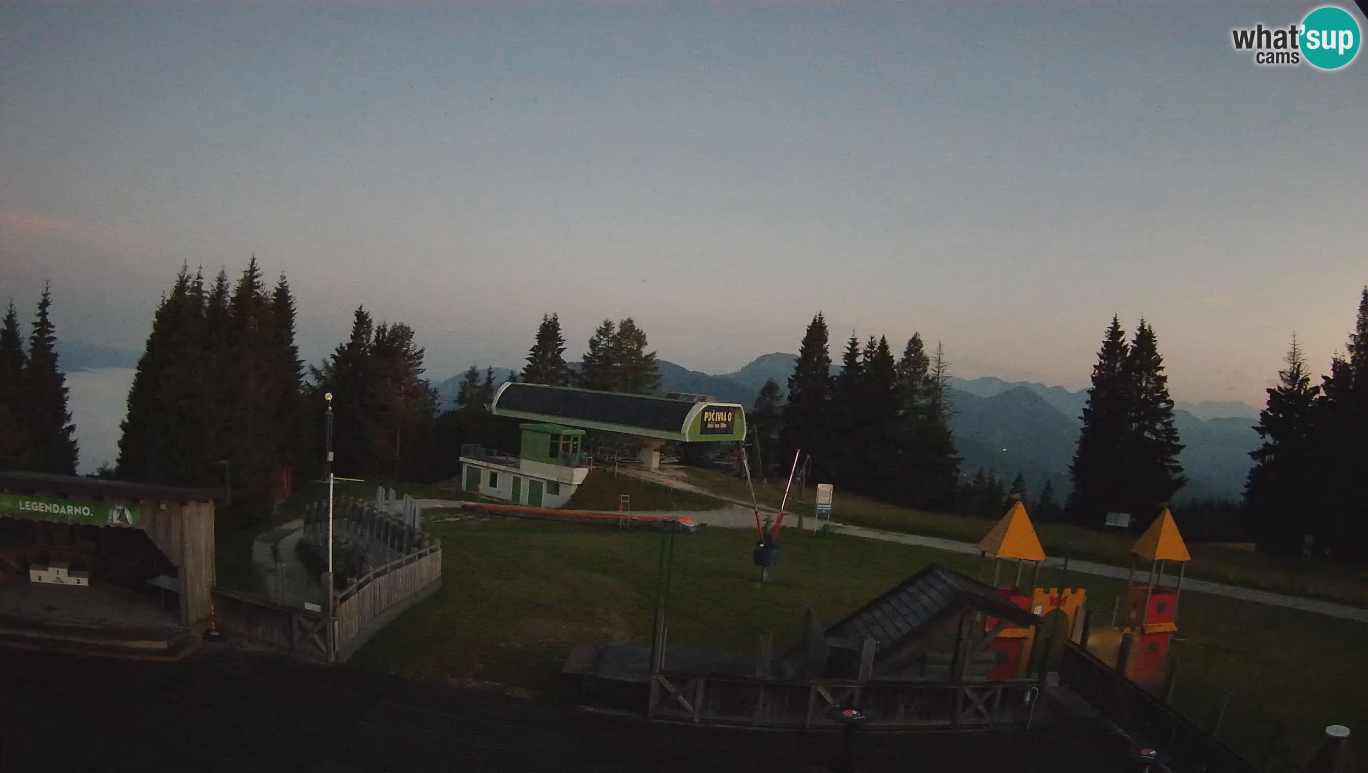 Webcam Počivalo – Alpska Perla | Vista live dalla stazione sciistica di Cerkno