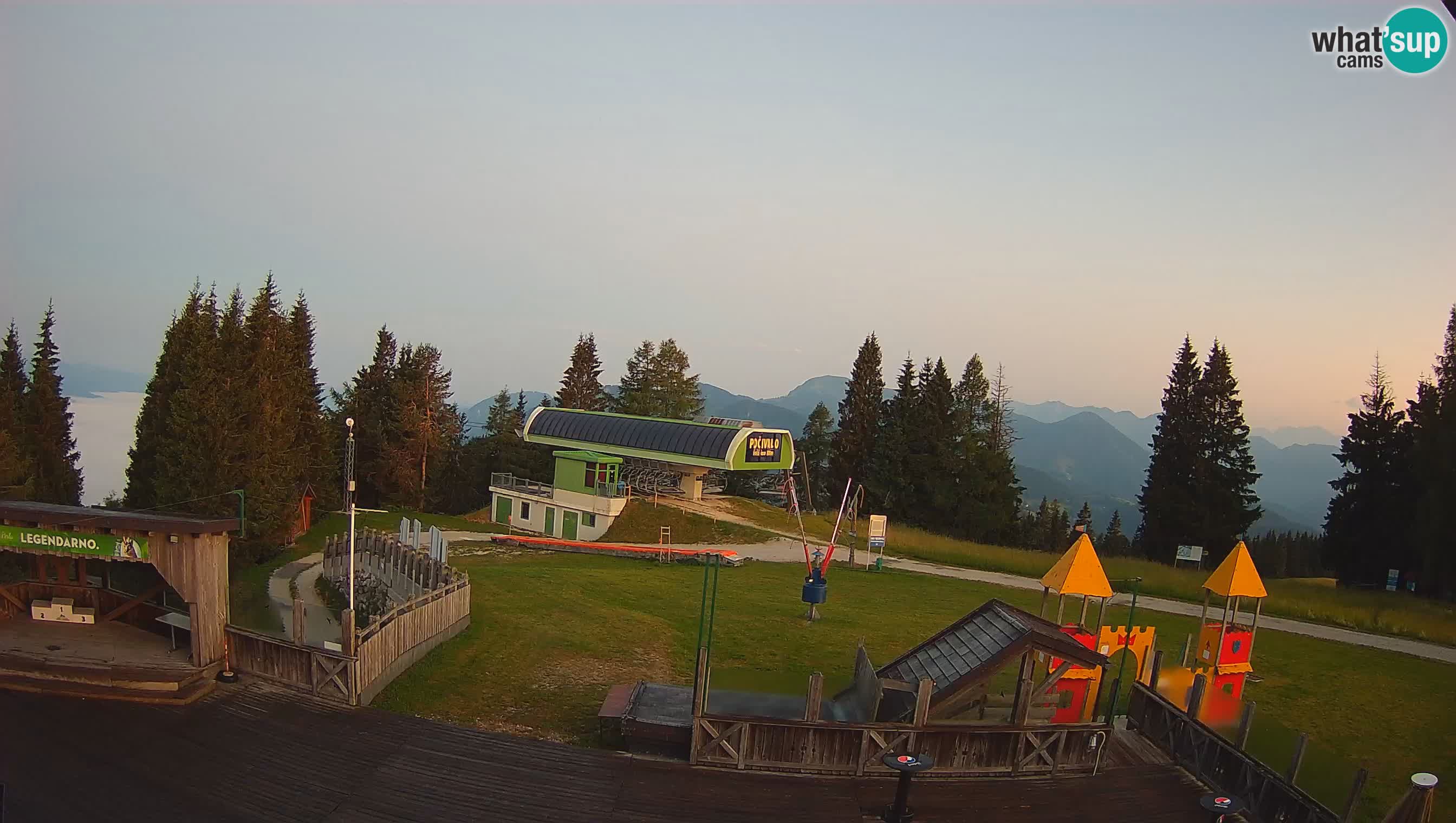 Webcam Počivalo – Alpska Perla | Vista live dalla stazione sciistica di Cerkno