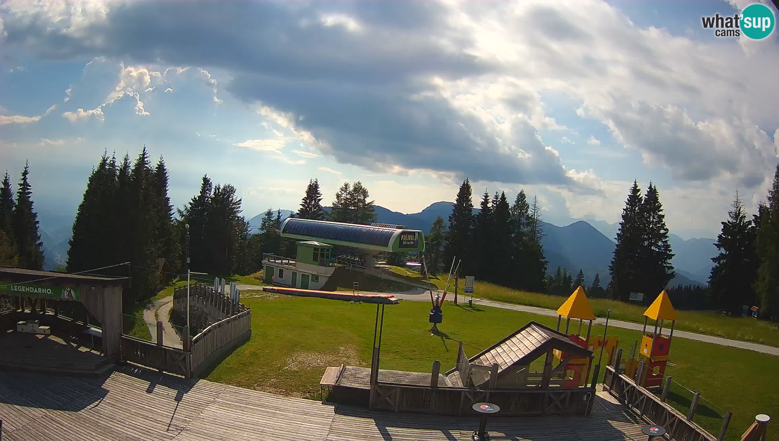 Cámara web Počivalo – Alpska Perla | Vista en vivo desde la estación de esquí Cerkno