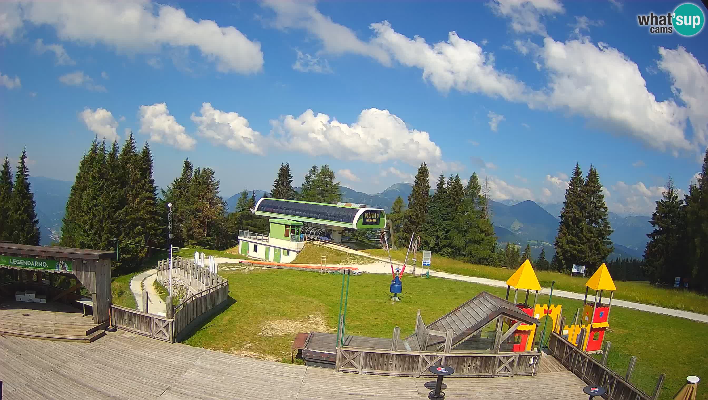 Webcam de la station de ski des Alpes slovènes à Cerkno Počivalo