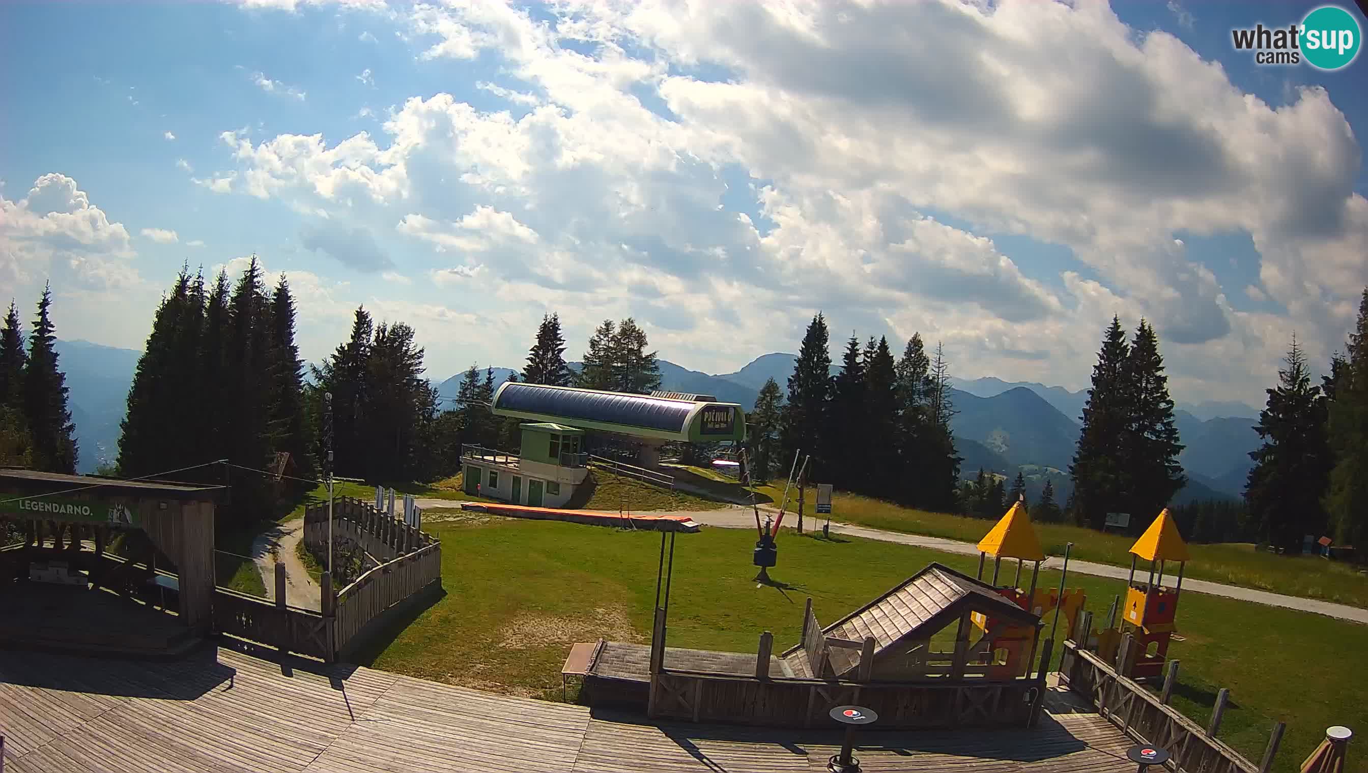 Webcam Počivalo – Alpska Perla | Live View from Cerkno Ski Resort