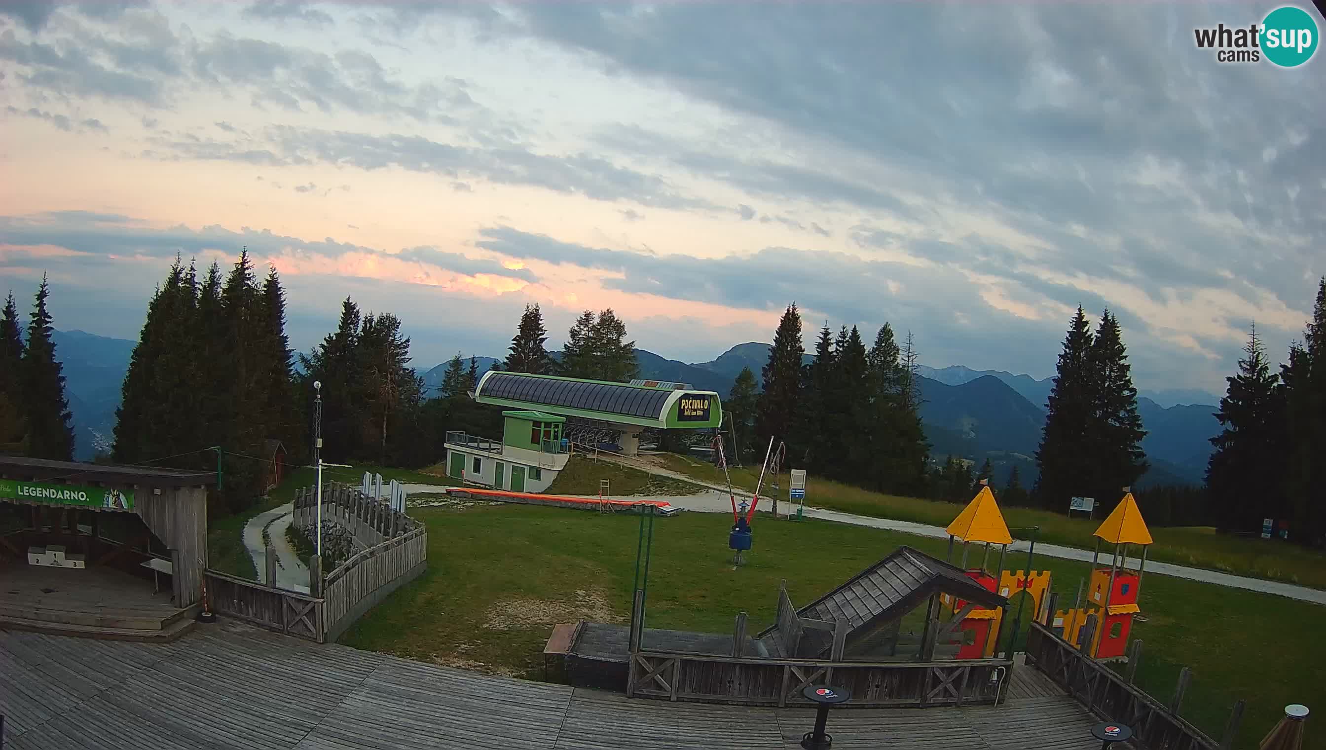 Cámara web Počivalo – Alpska Perla | Vista en vivo desde la estación de esquí Cerkno