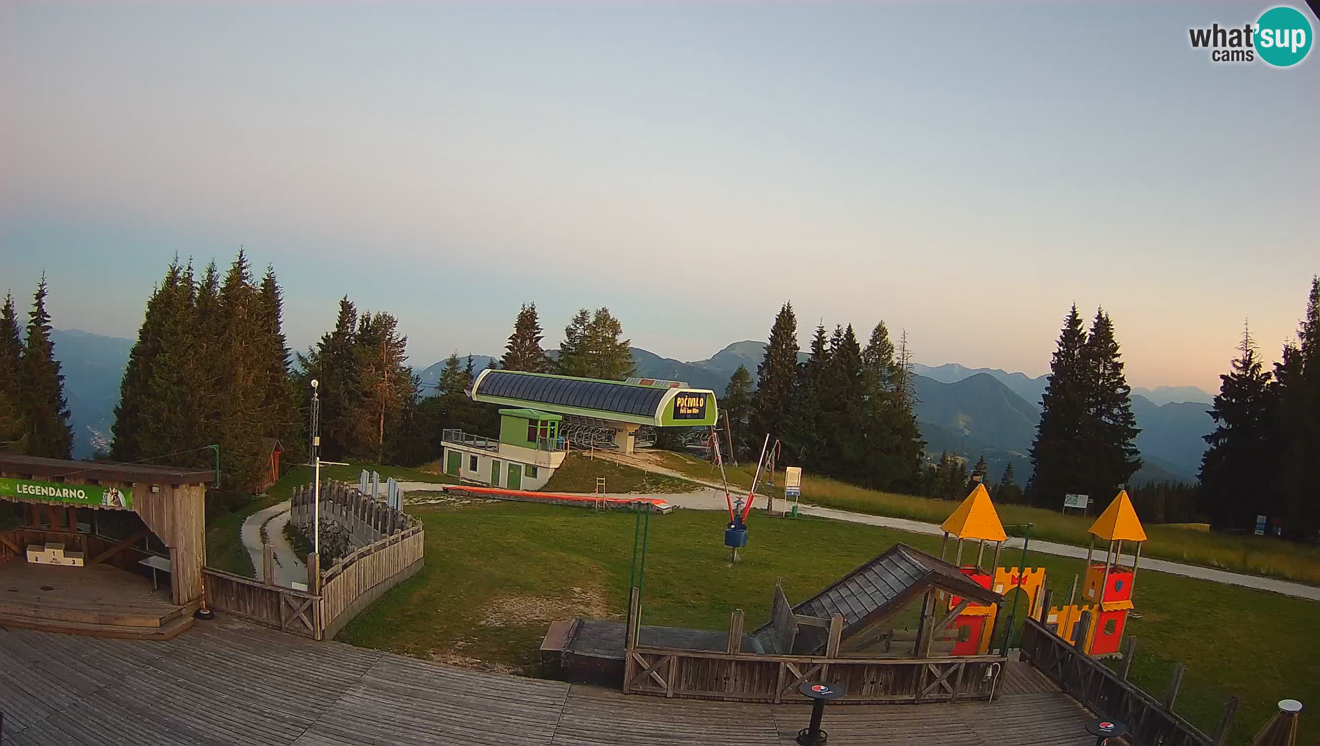 Web kamera Počivalo – Alpska Perla | Pogled uživo sa skijališta Cerkno
