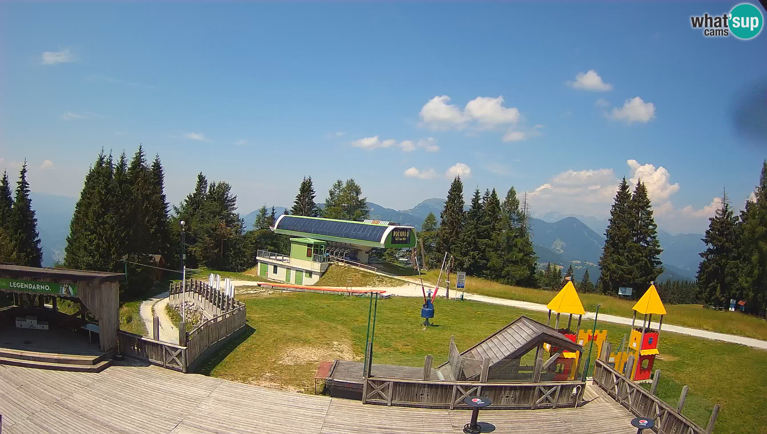 Spletna kamera Počivalo – Alpska Perla | Pogled v živo iz smučišča Cerkno
