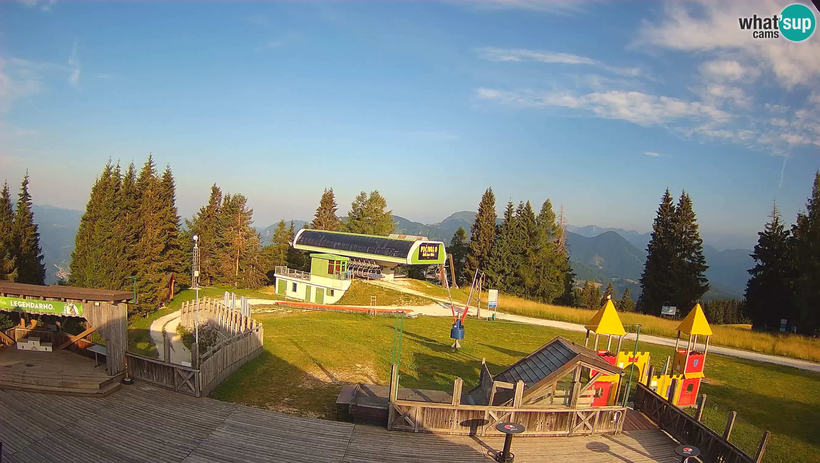 Cámara web Počivalo – Alpska Perla | Vista en vivo desde la estación de esquí Cerkno