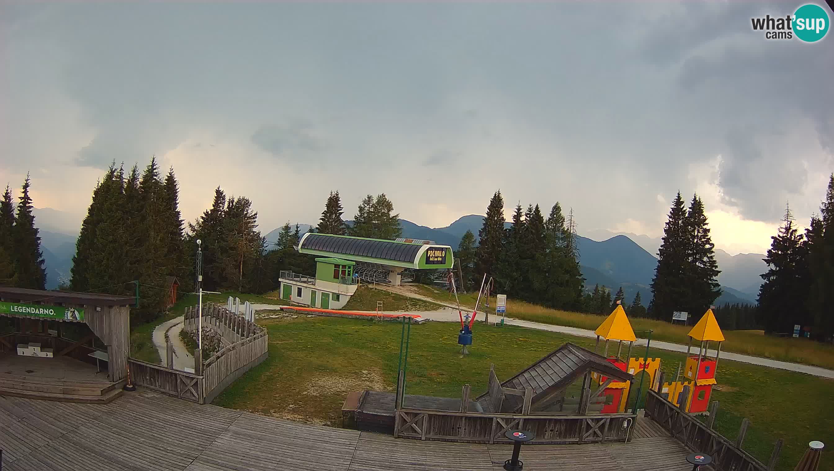 Webcam de la station de ski des Alpes slovènes à Cerkno Počivalo
