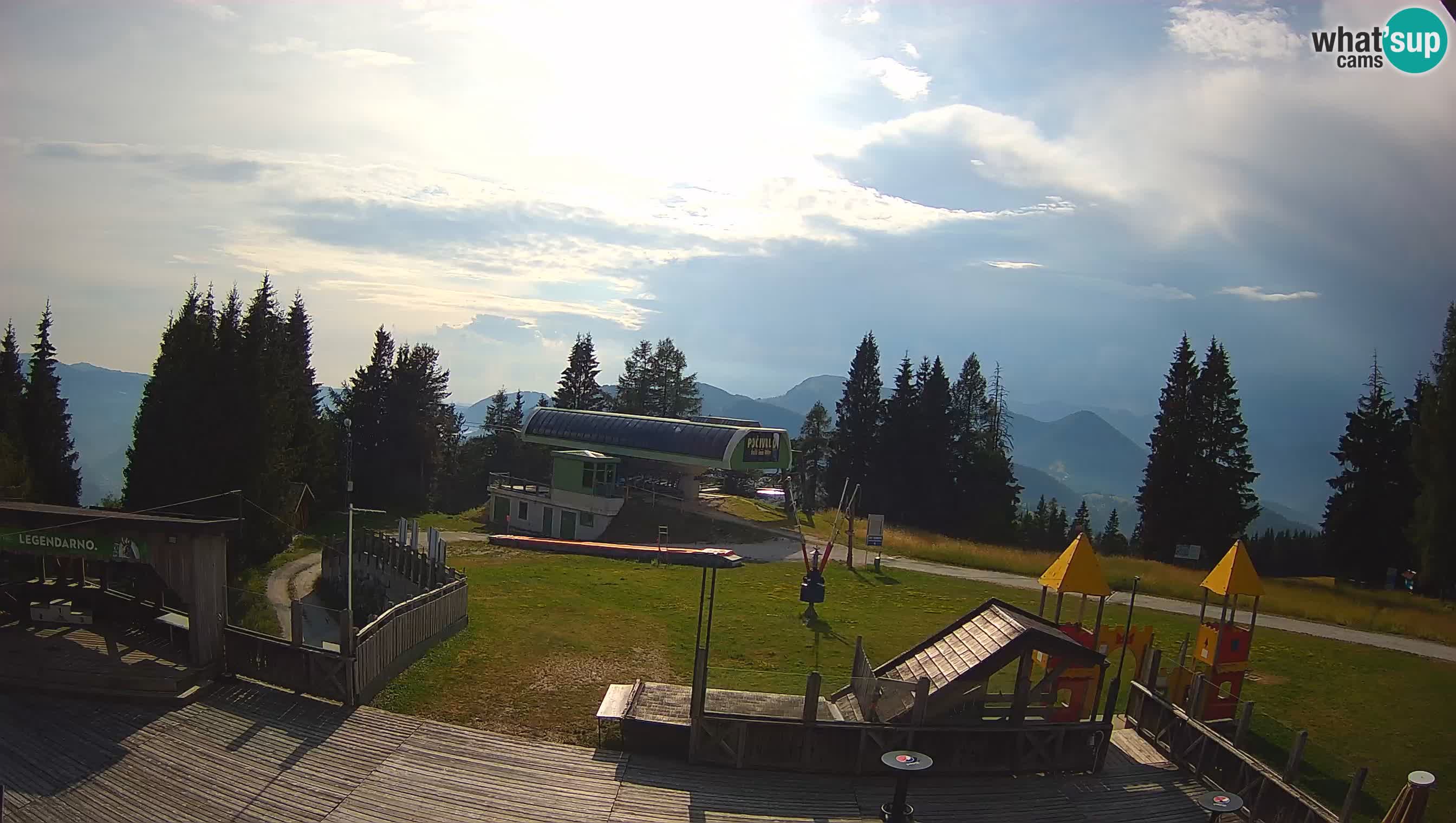 Cámara web Počivalo – Alpska Perla | Vista en vivo desde la estación de esquí Cerkno