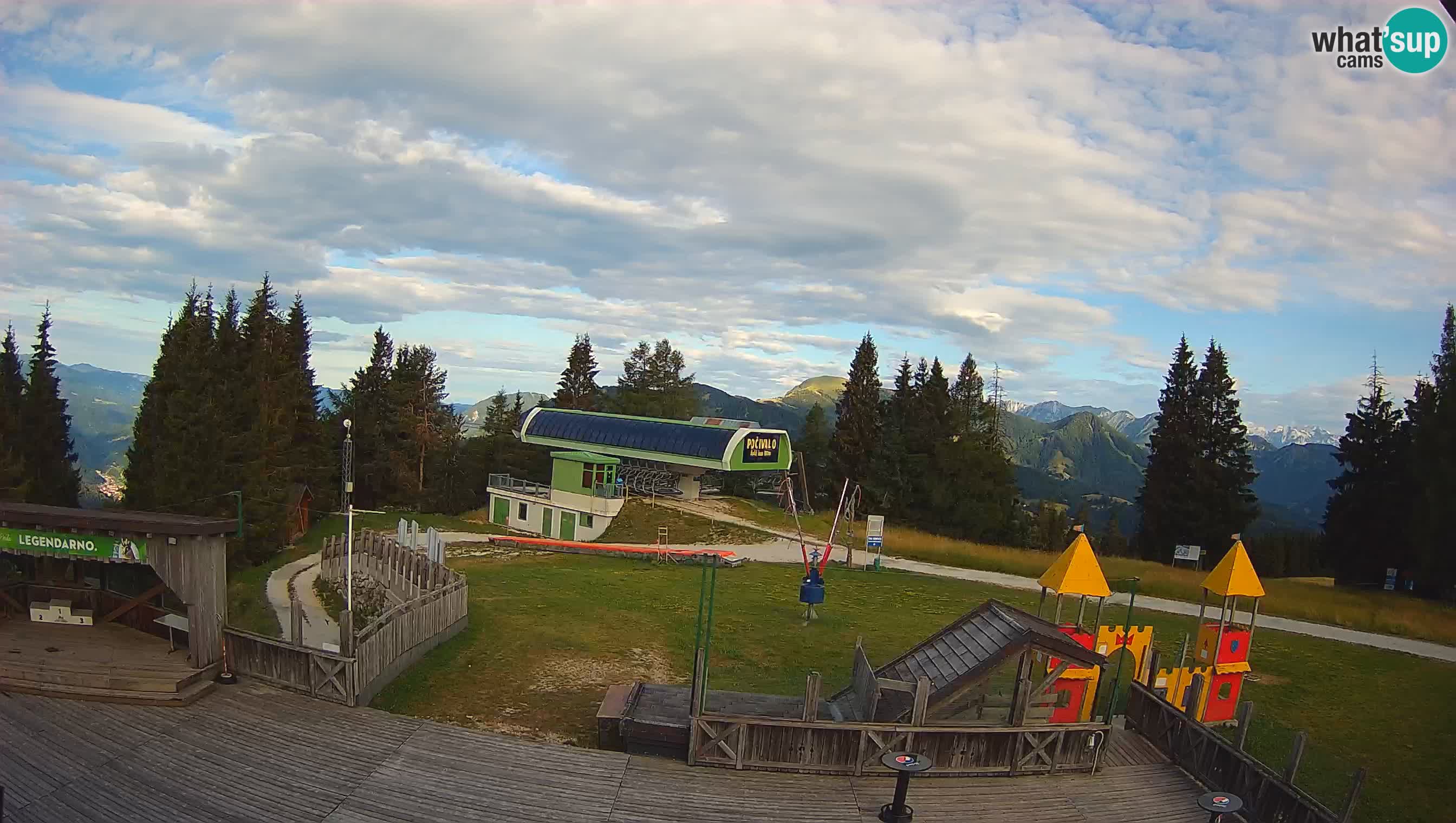 Webcam Počivalo – Alpska Perla | Vista live dalla stazione sciistica di Cerkno