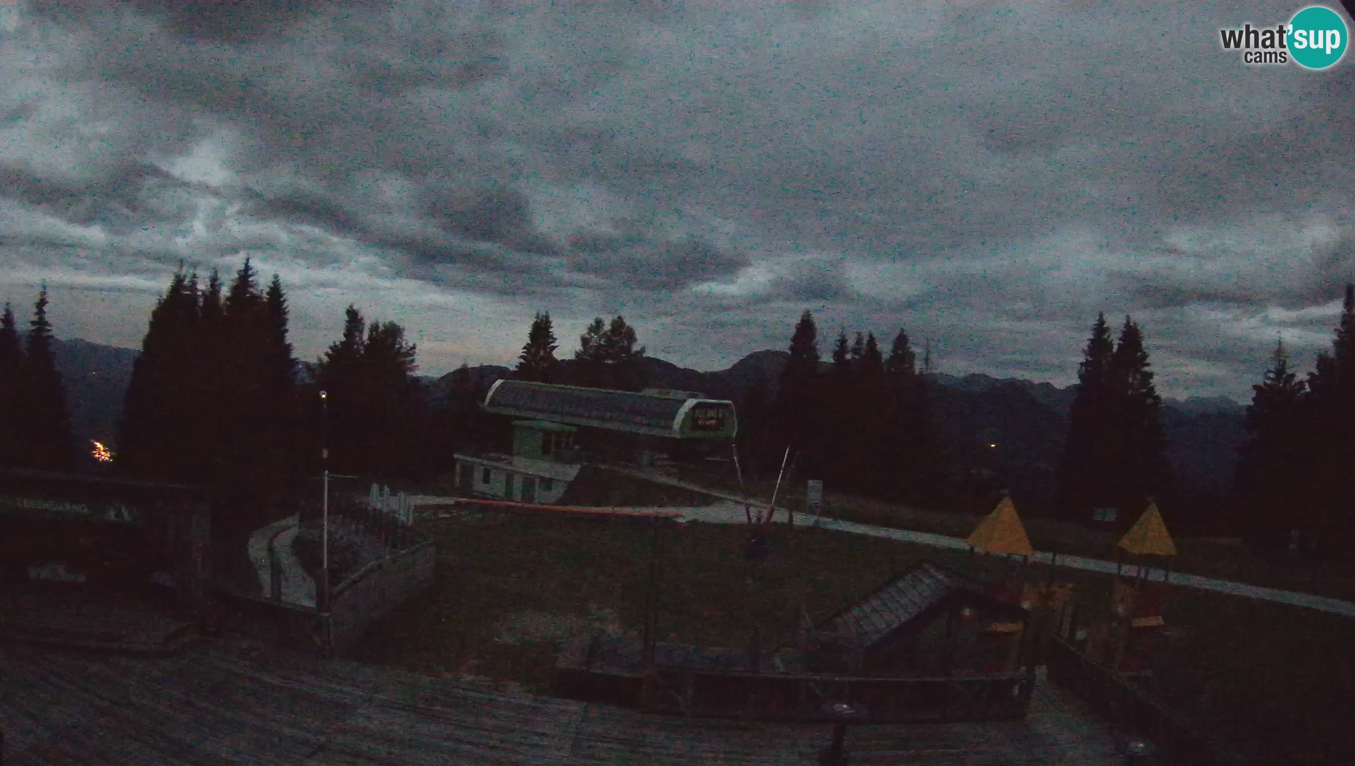 Webcam de la station de ski des Alpes slovènes à Cerkno Počivalo