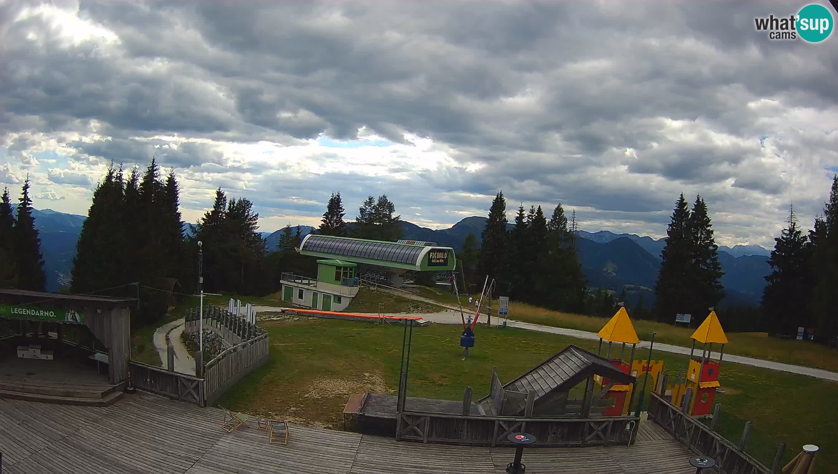 Webcam Počivalo – Alpska Perla | Vista live dalla stazione sciistica di Cerkno