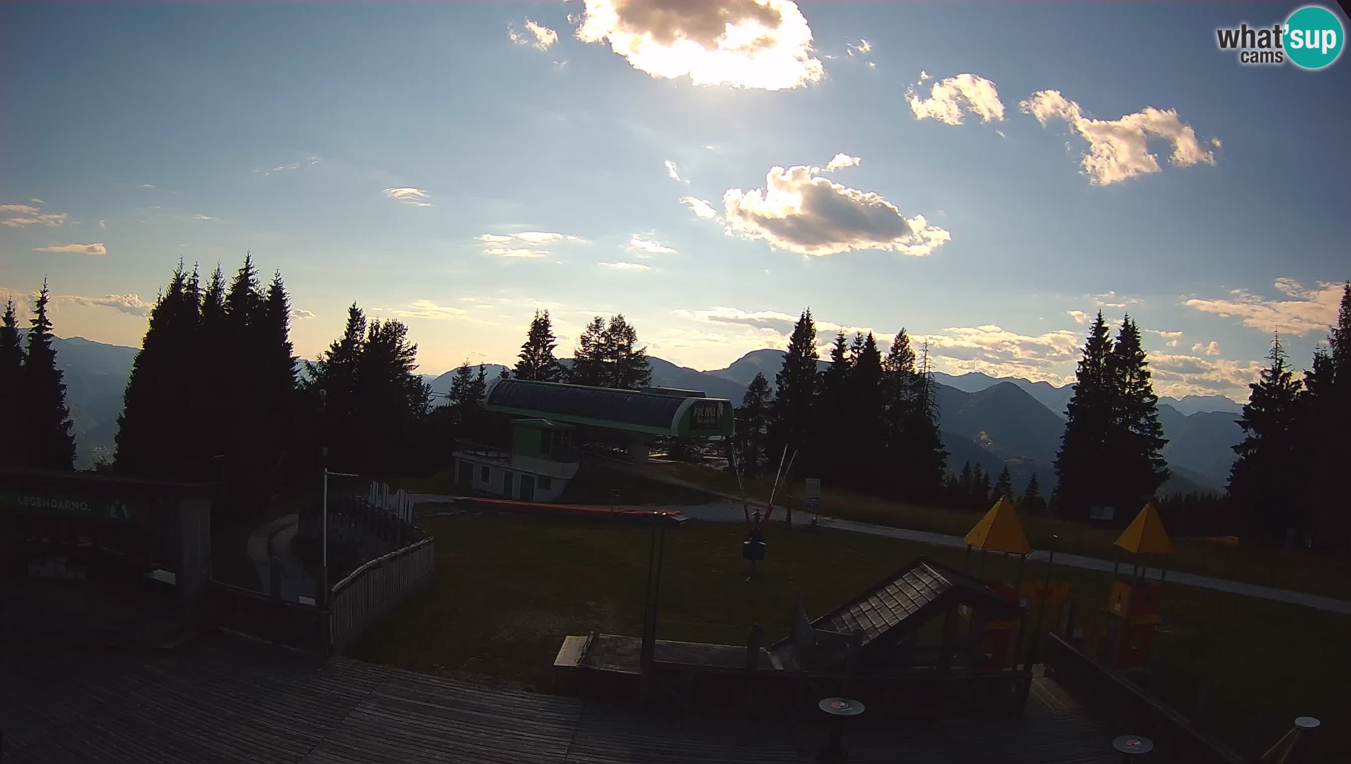 Webcam Počivalo – Alpska Perla | Vista live dalla stazione sciistica di Cerkno
