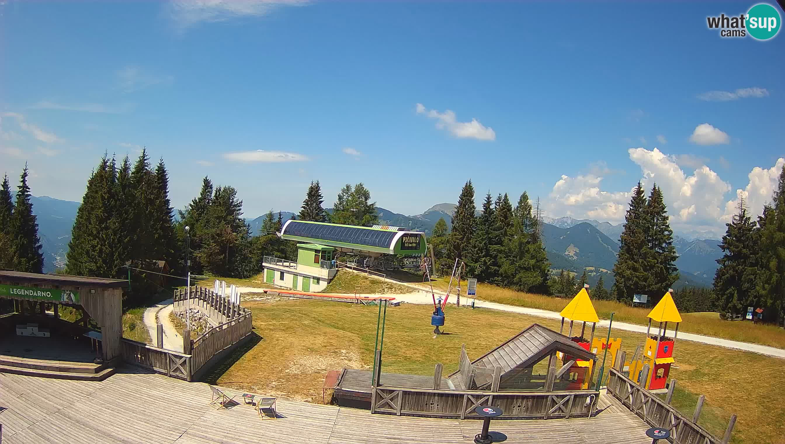 Webcam de la station de ski des Alpes slovènes à Cerkno Počivalo