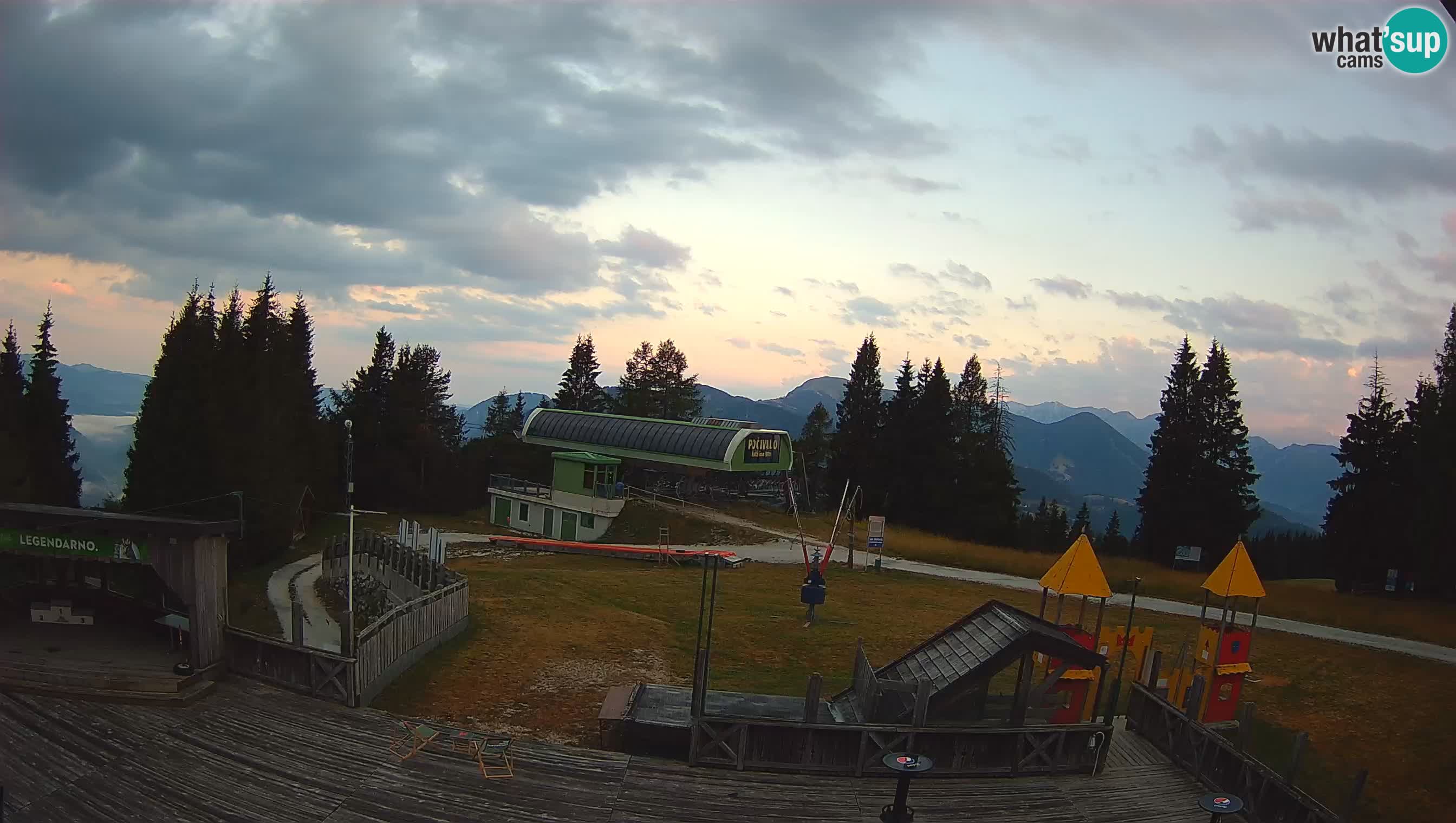 Web kamera Počivalo – Alpska Perla | Pogled uživo sa skijališta Cerkno