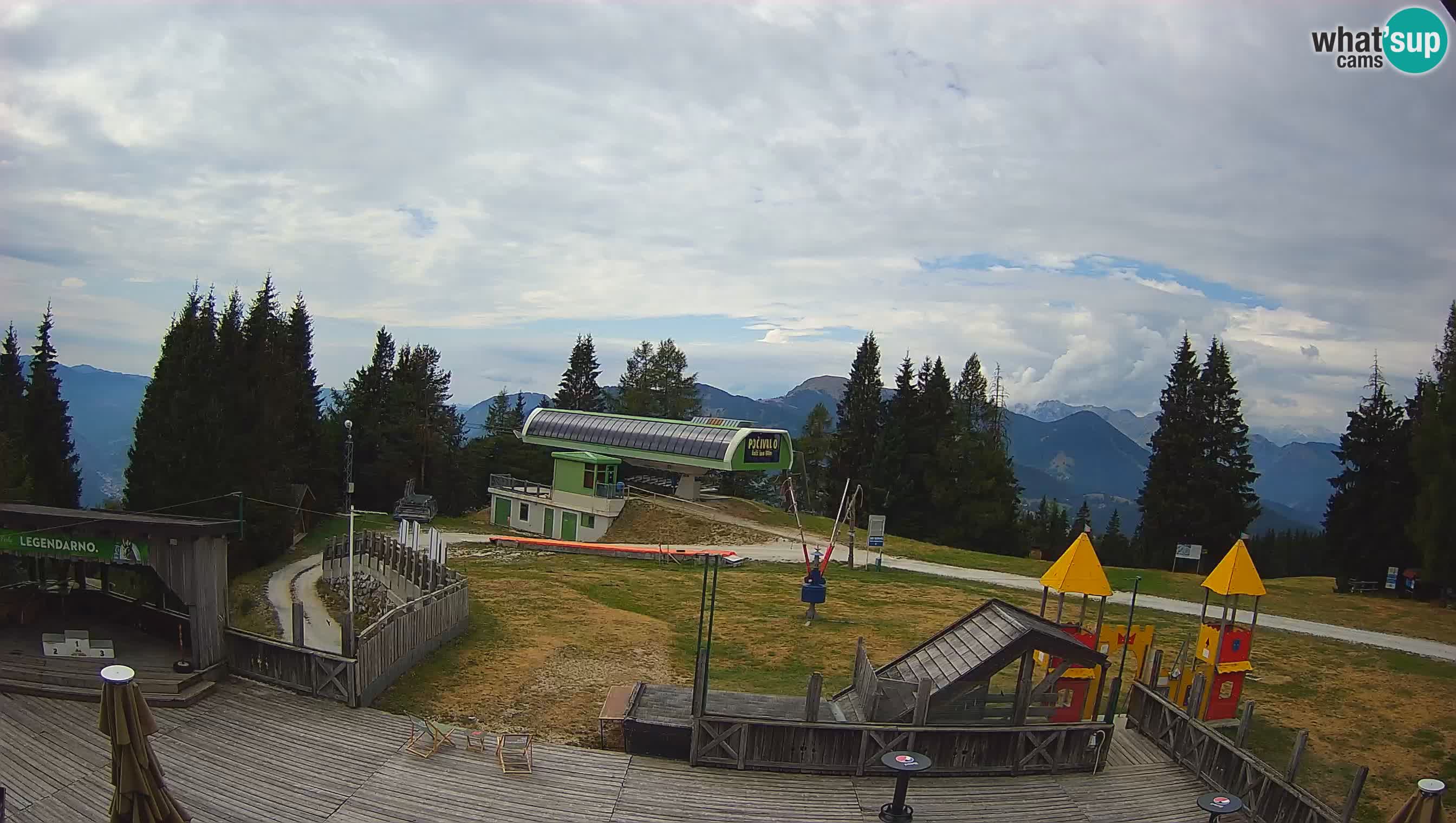 Cámara web Počivalo – Alpska Perla | Vista en vivo desde la estación de esquí Cerkno