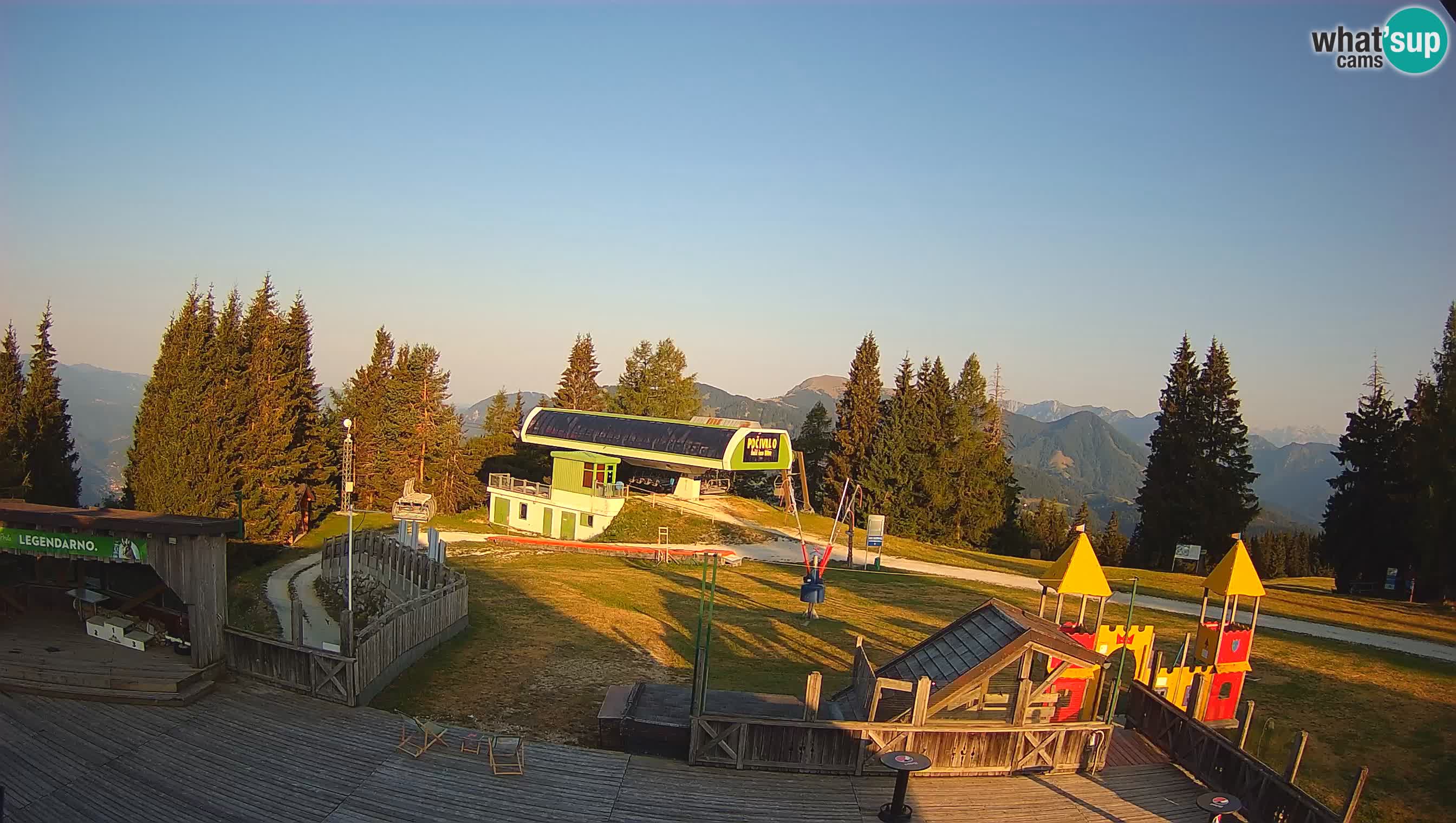 Cámara web Počivalo – Alpska Perla | Vista en vivo desde la estación de esquí Cerkno