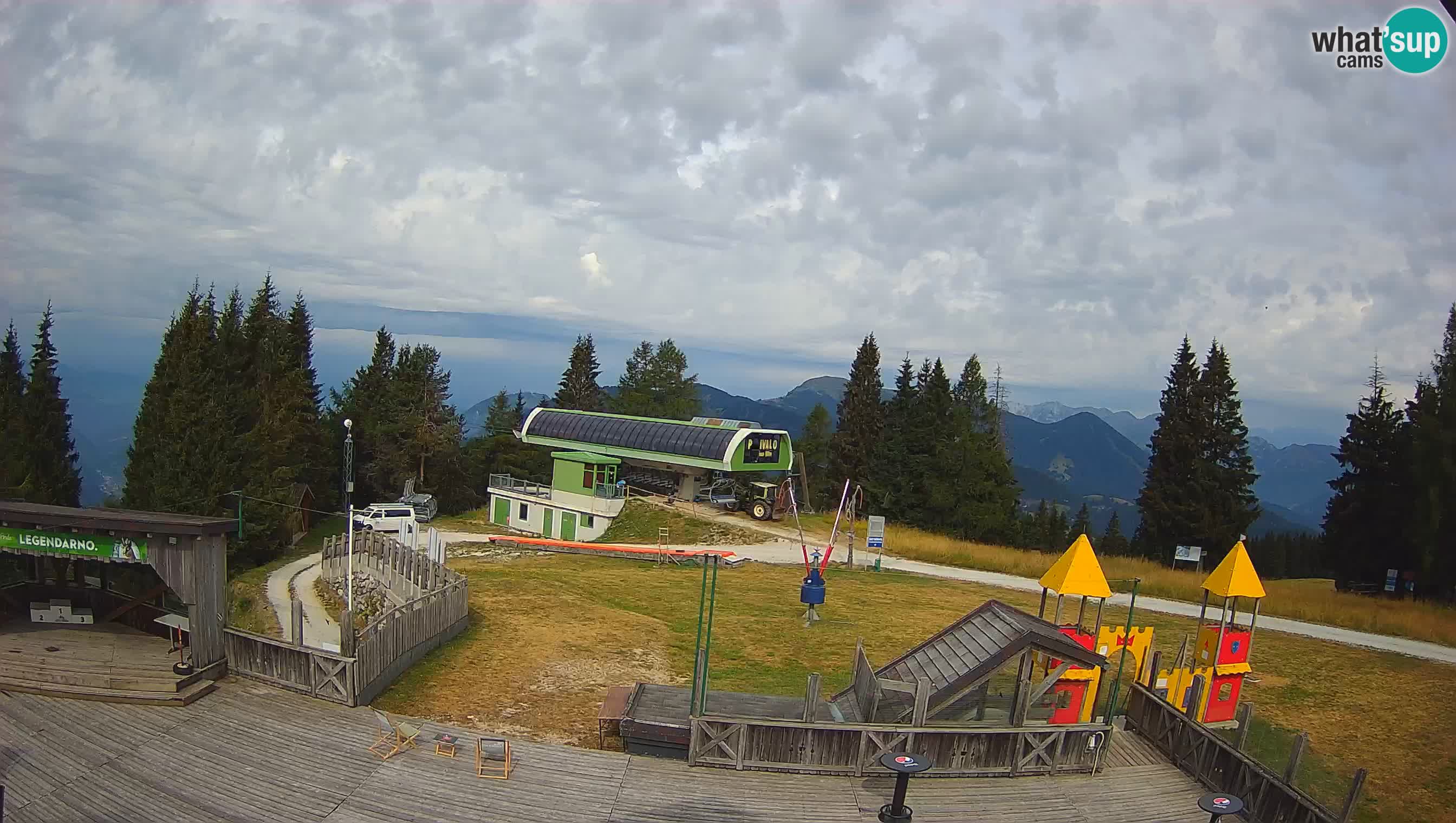 Webcam de la station de ski des Alpes slovènes à Cerkno Počivalo