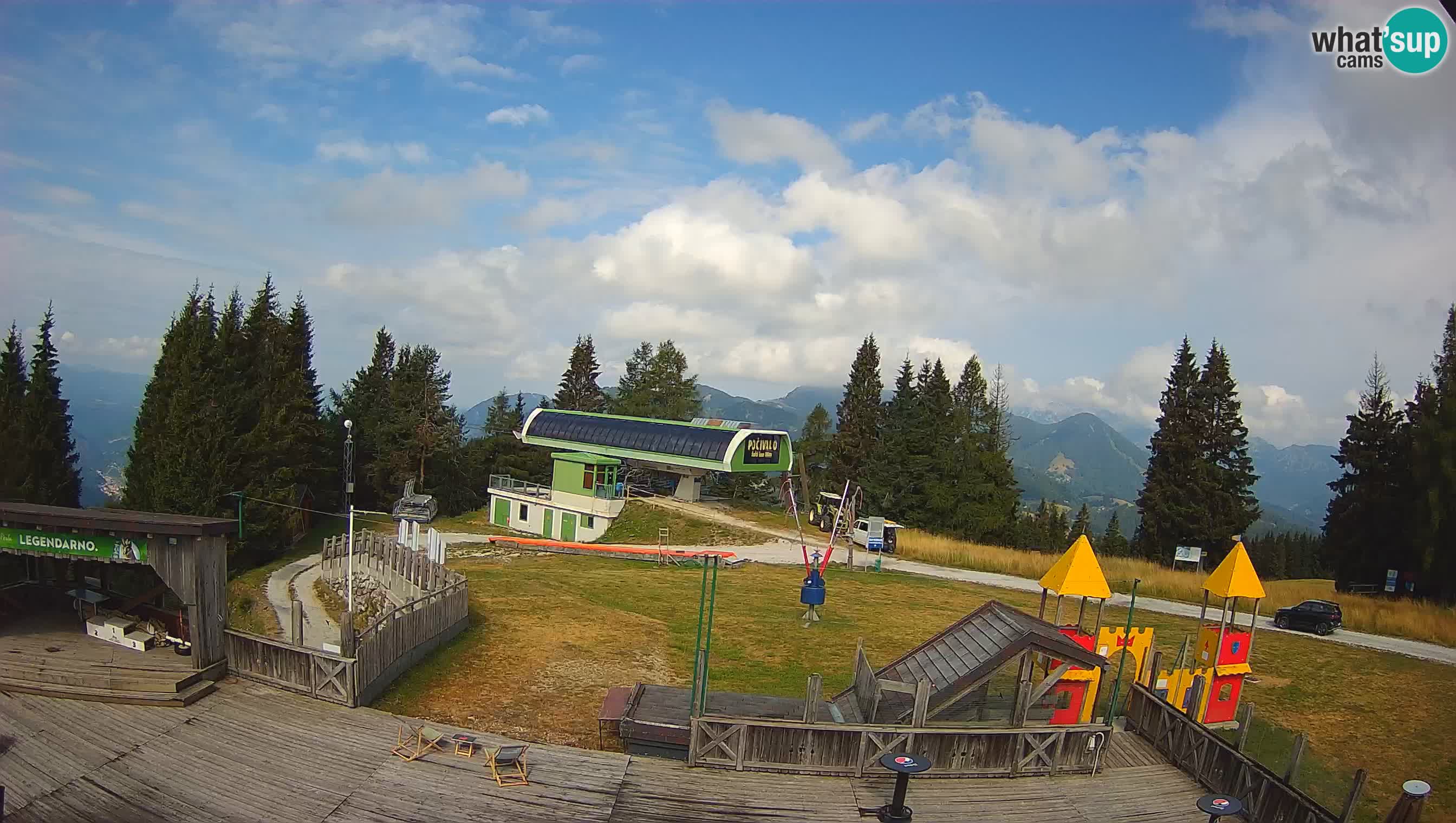 Spletna kamera Počivalo – Alpska Perla | Pogled v živo iz smučišča Cerkno