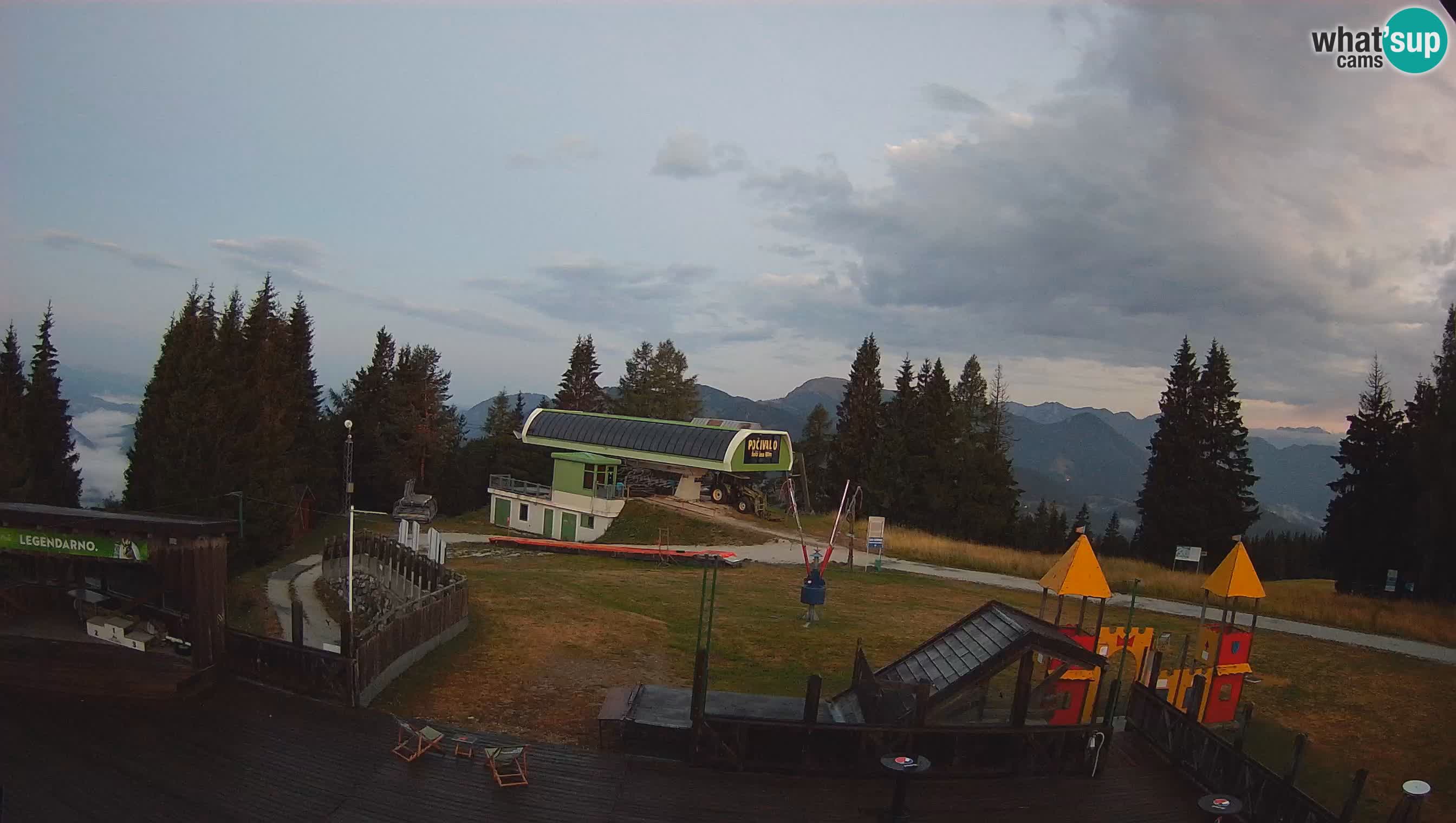 Webcam de la station de ski des Alpes slovènes à Cerkno Počivalo