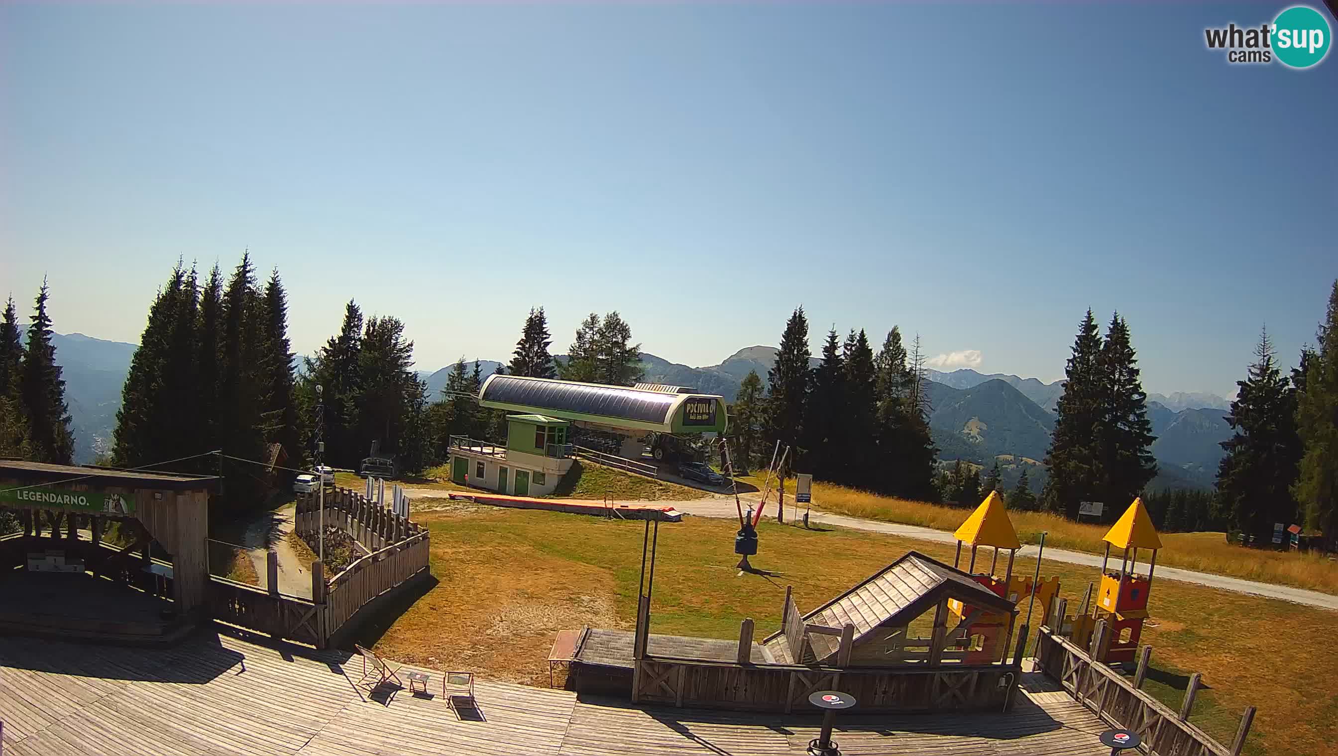 Spletna kamera Počivalo – Alpska Perla | Pogled v živo iz smučišča Cerkno
