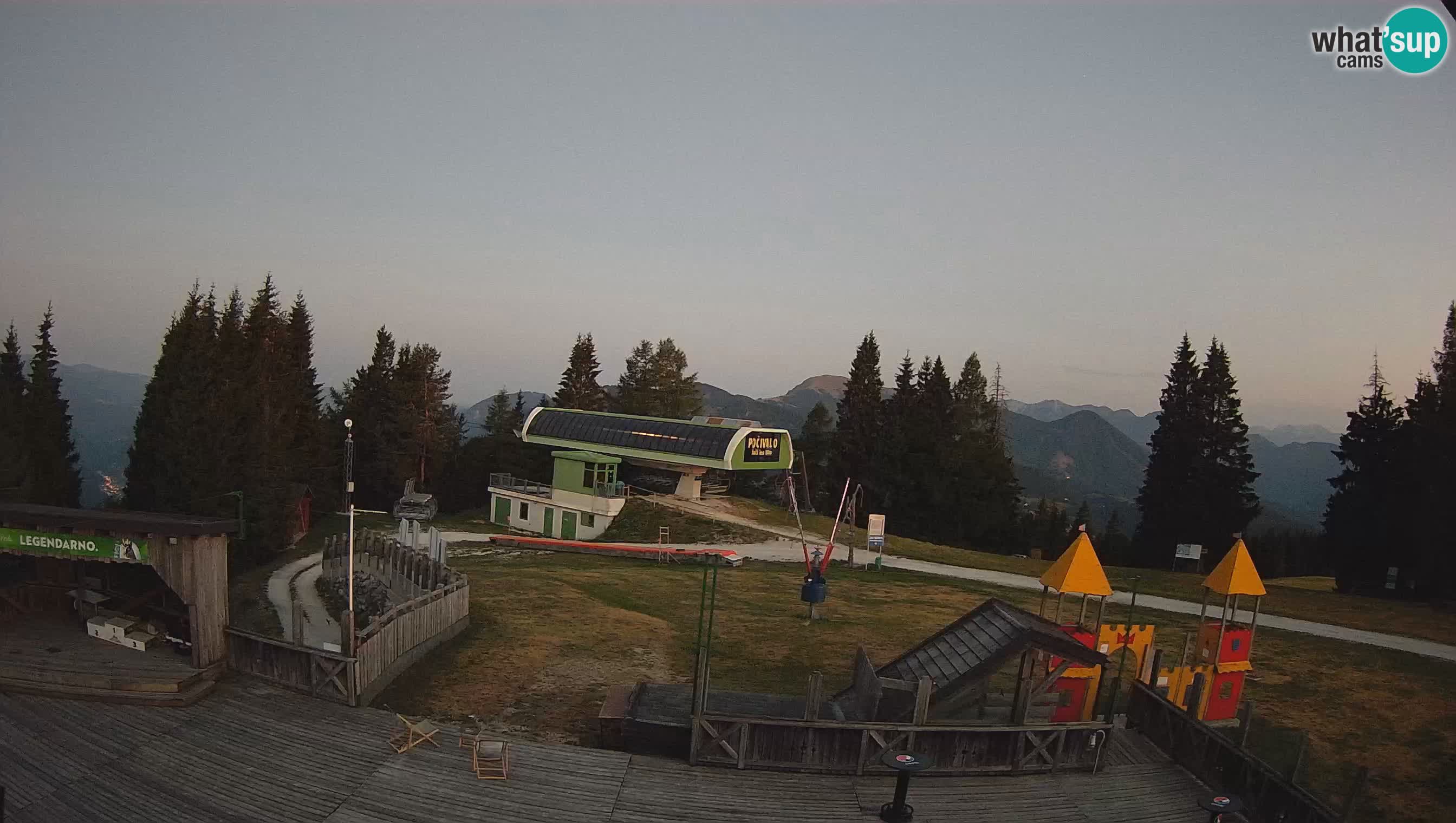 Webcam de la station de ski des Alpes slovènes à Cerkno Počivalo