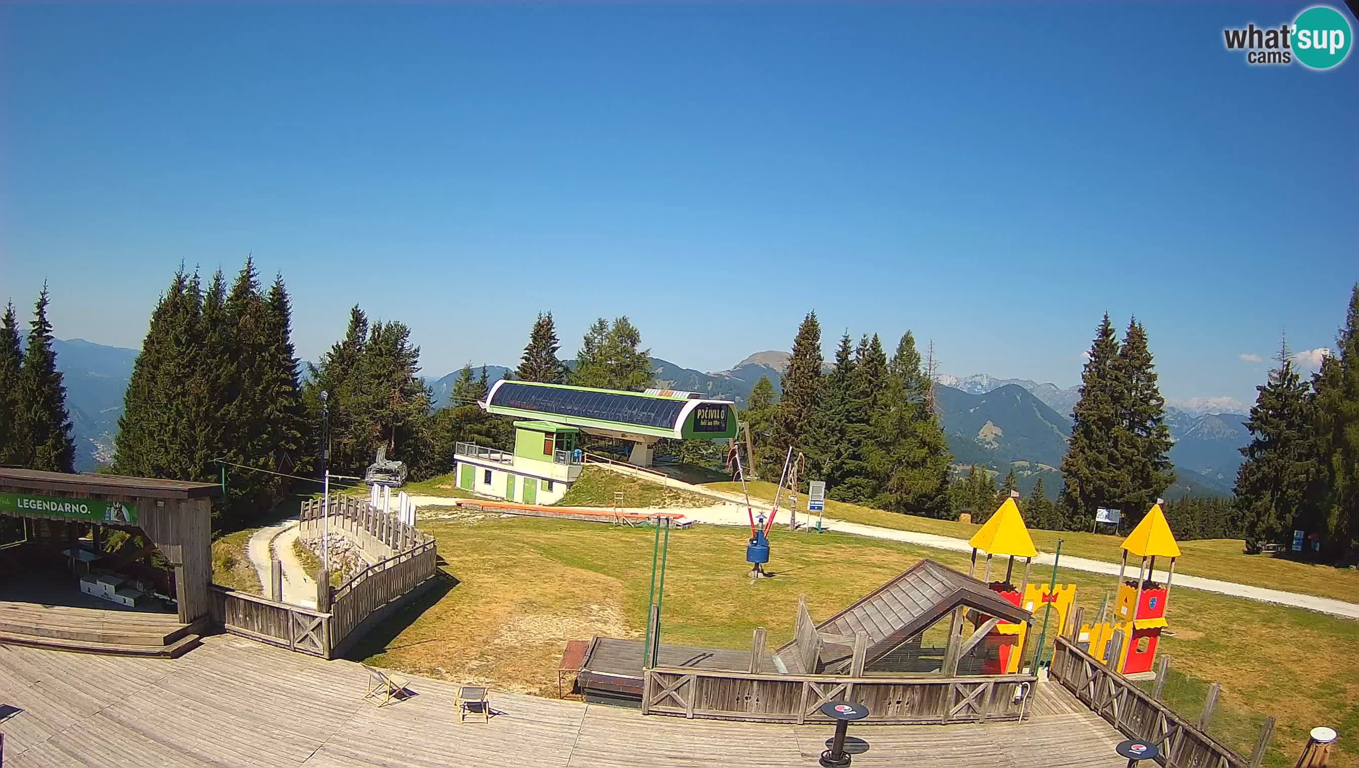 Webcam de la station de ski des Alpes slovènes à Cerkno Počivalo