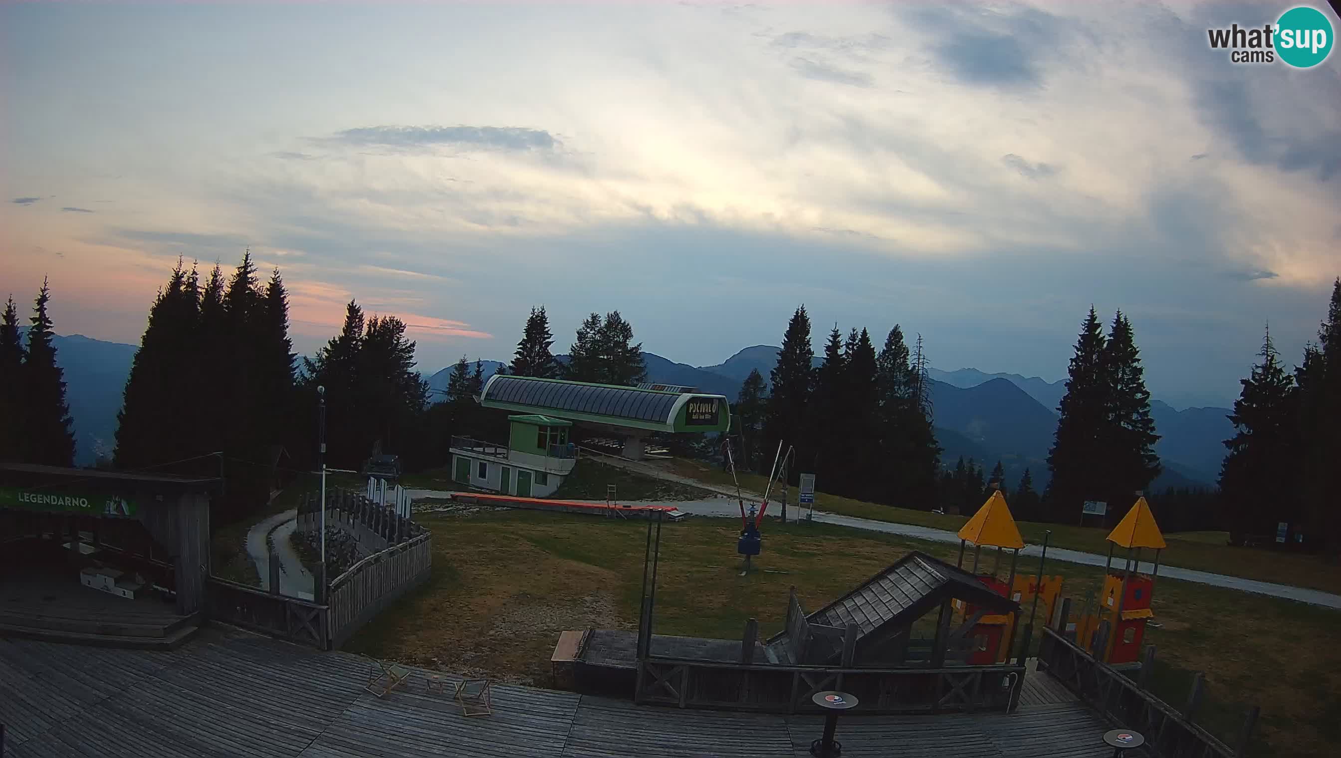Webcam de la station de ski des Alpes slovènes à Cerkno Počivalo