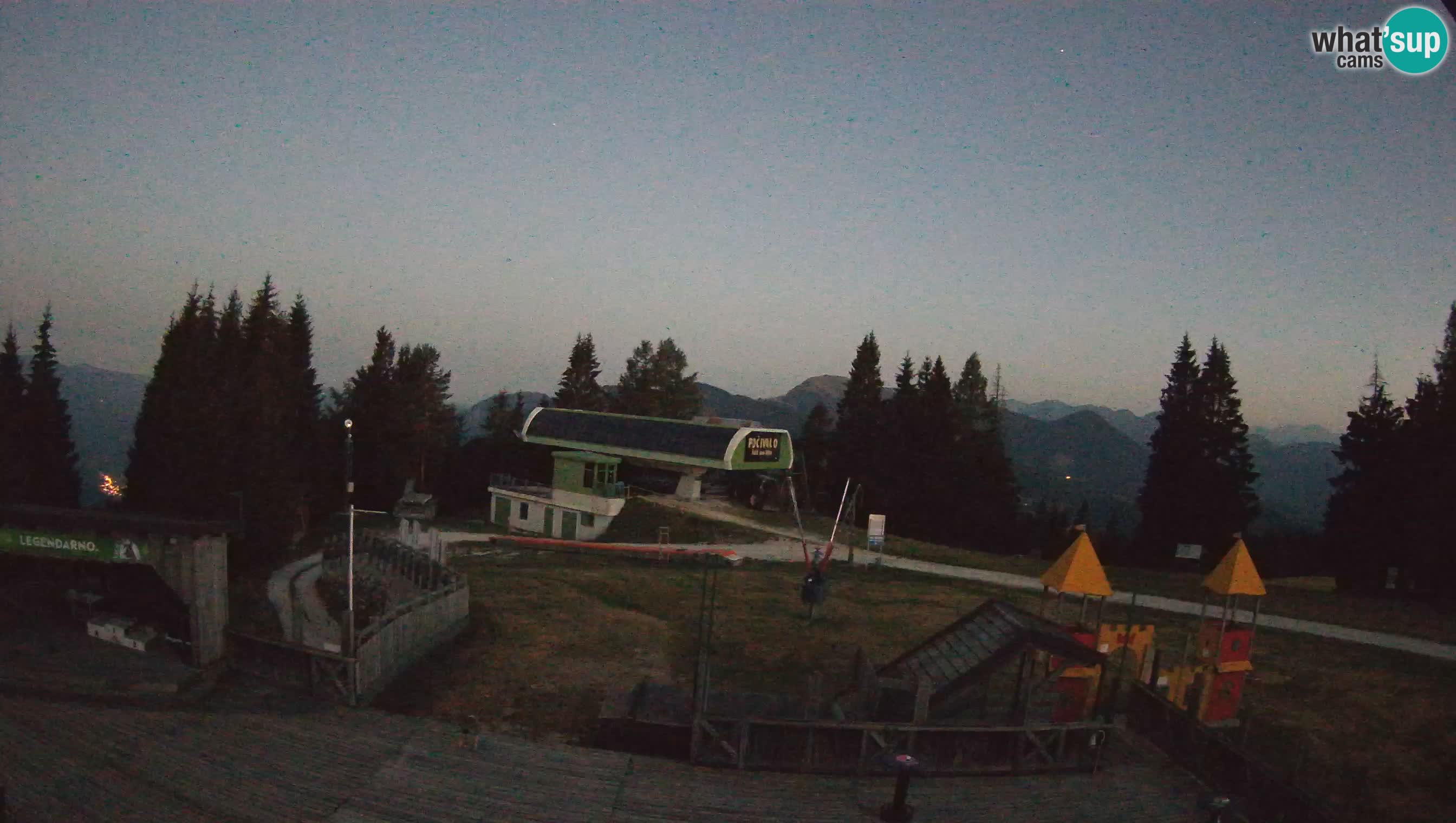 Webcam de la station de ski des Alpes slovènes à Cerkno Počivalo