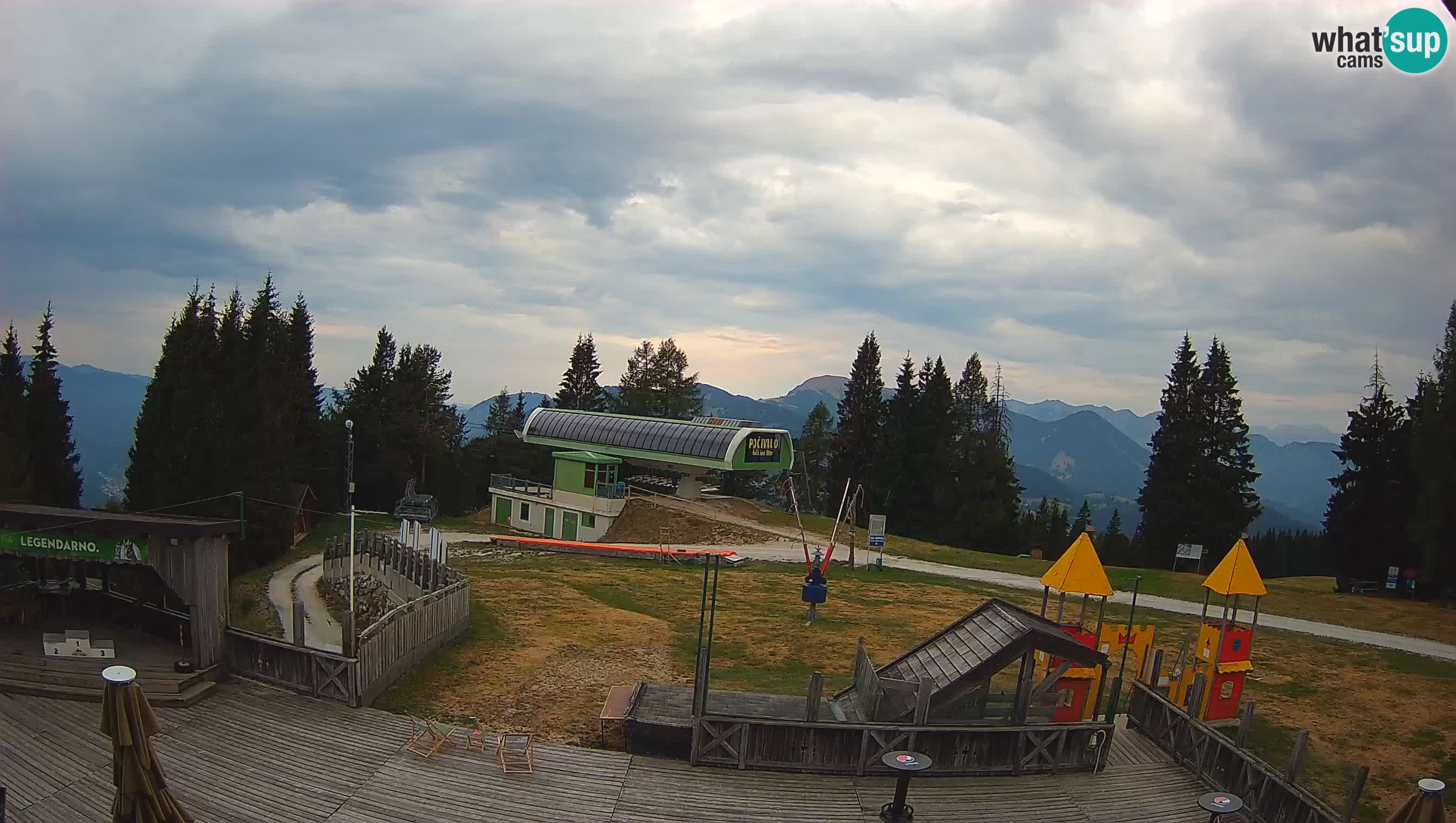 Web kamera Počivalo – Alpska Perla | Pogled uživo sa skijališta Cerkno