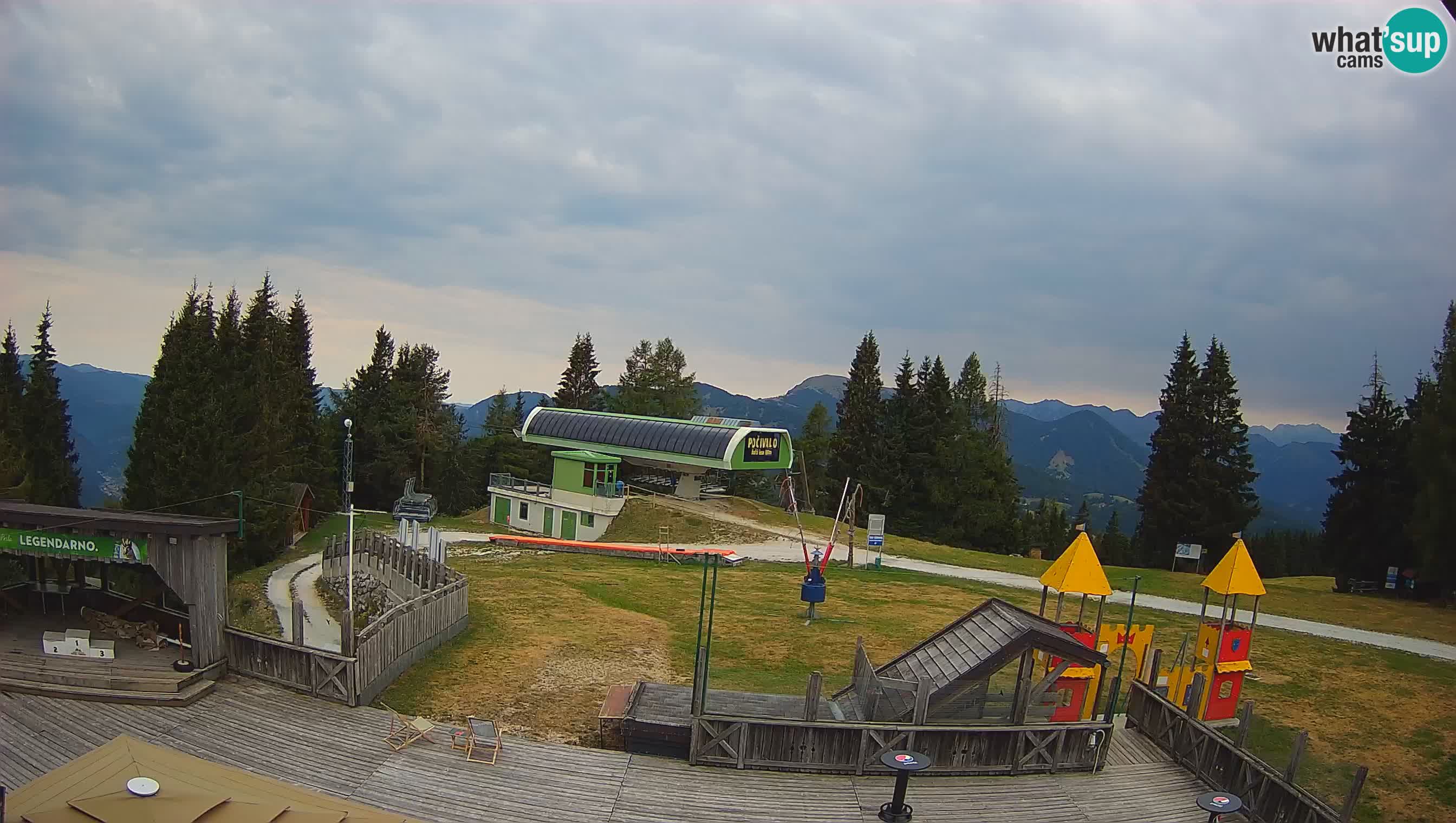 Webcam de la station de ski des Alpes slovènes à Cerkno Počivalo