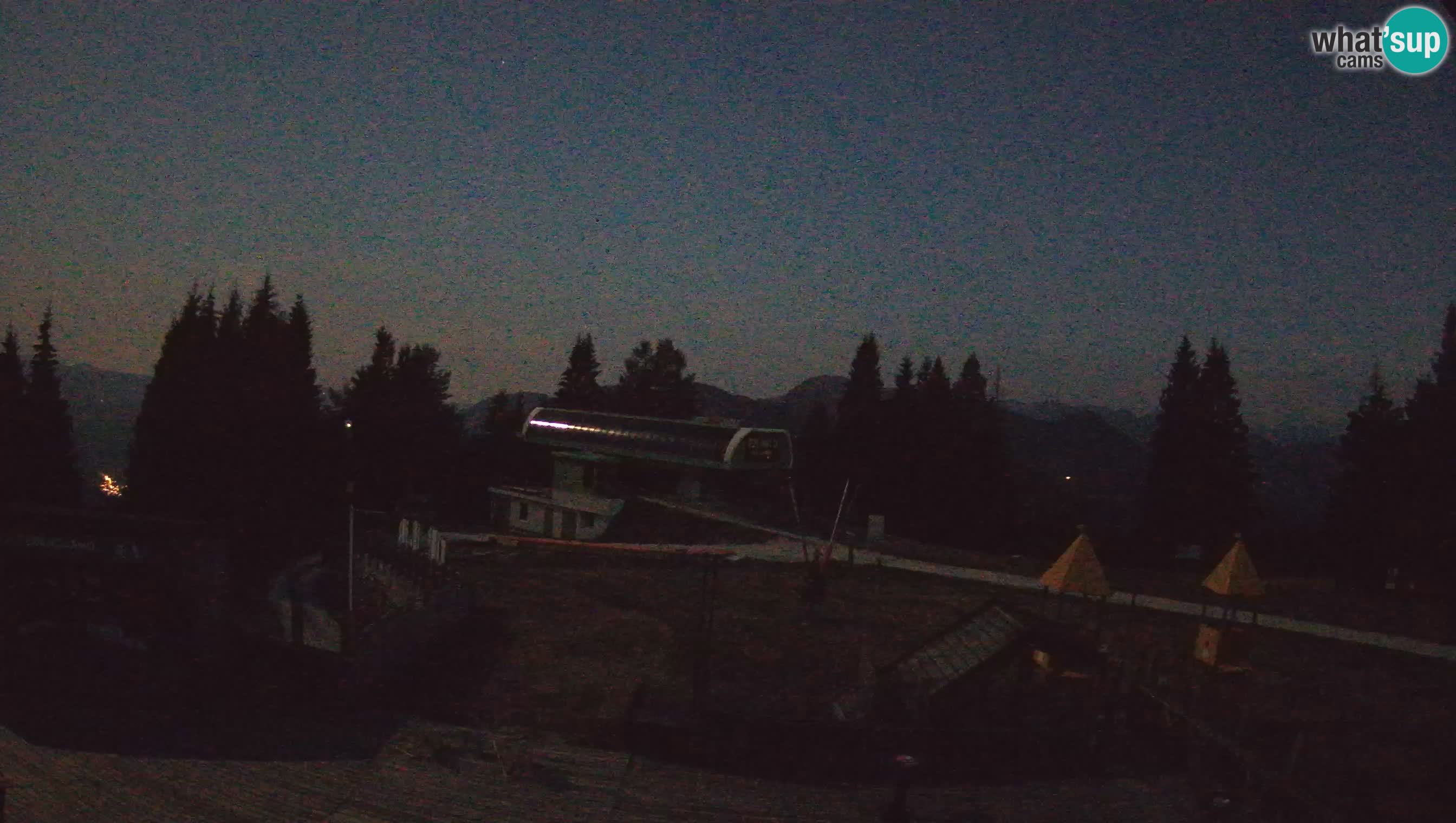 Webcam Počivalo – Alpska Perla | Vista live dalla stazione sciistica di Cerkno