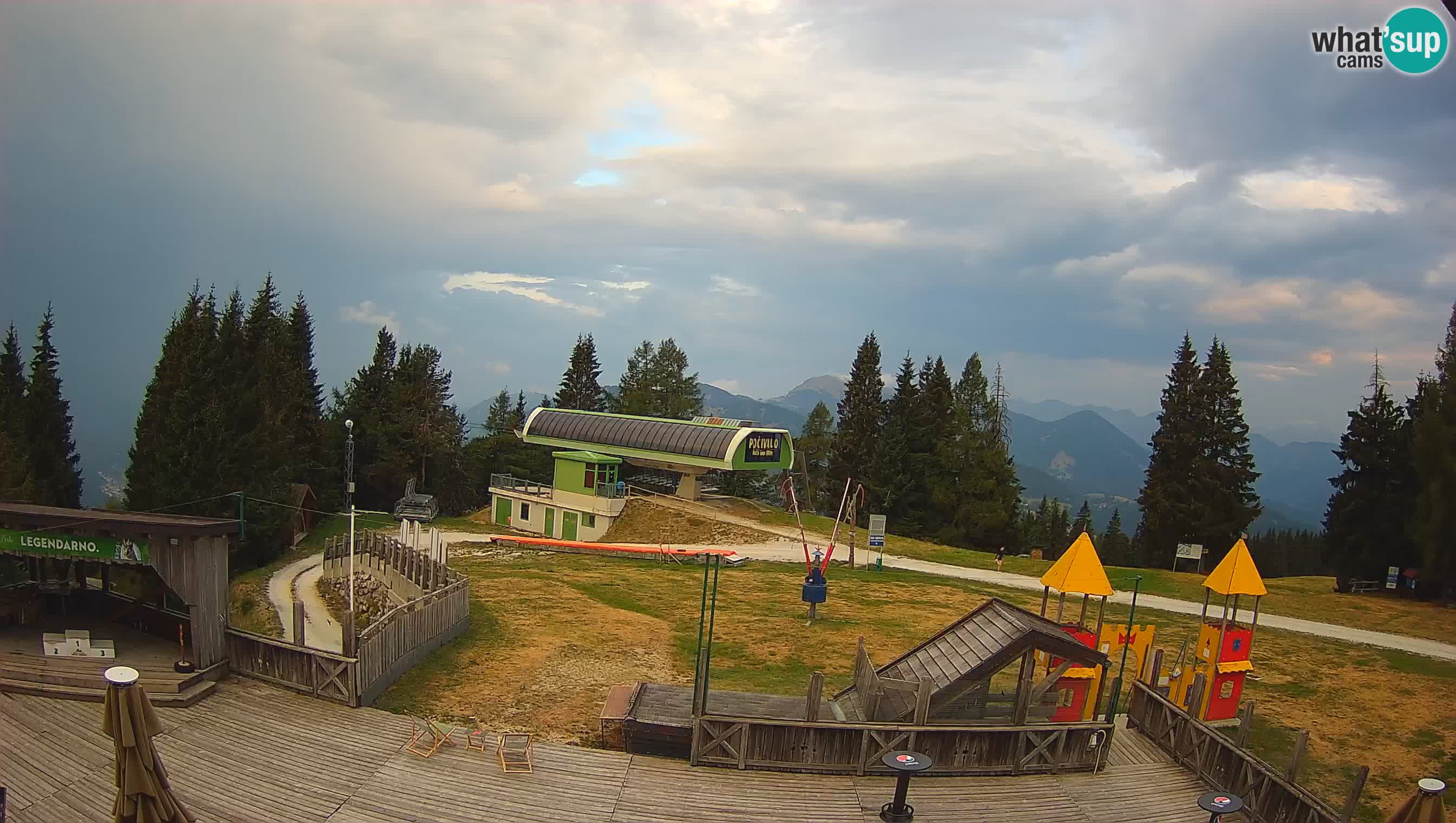 Cámara web Počivalo – Alpska Perla | Vista en vivo desde la estación de esquí Cerkno