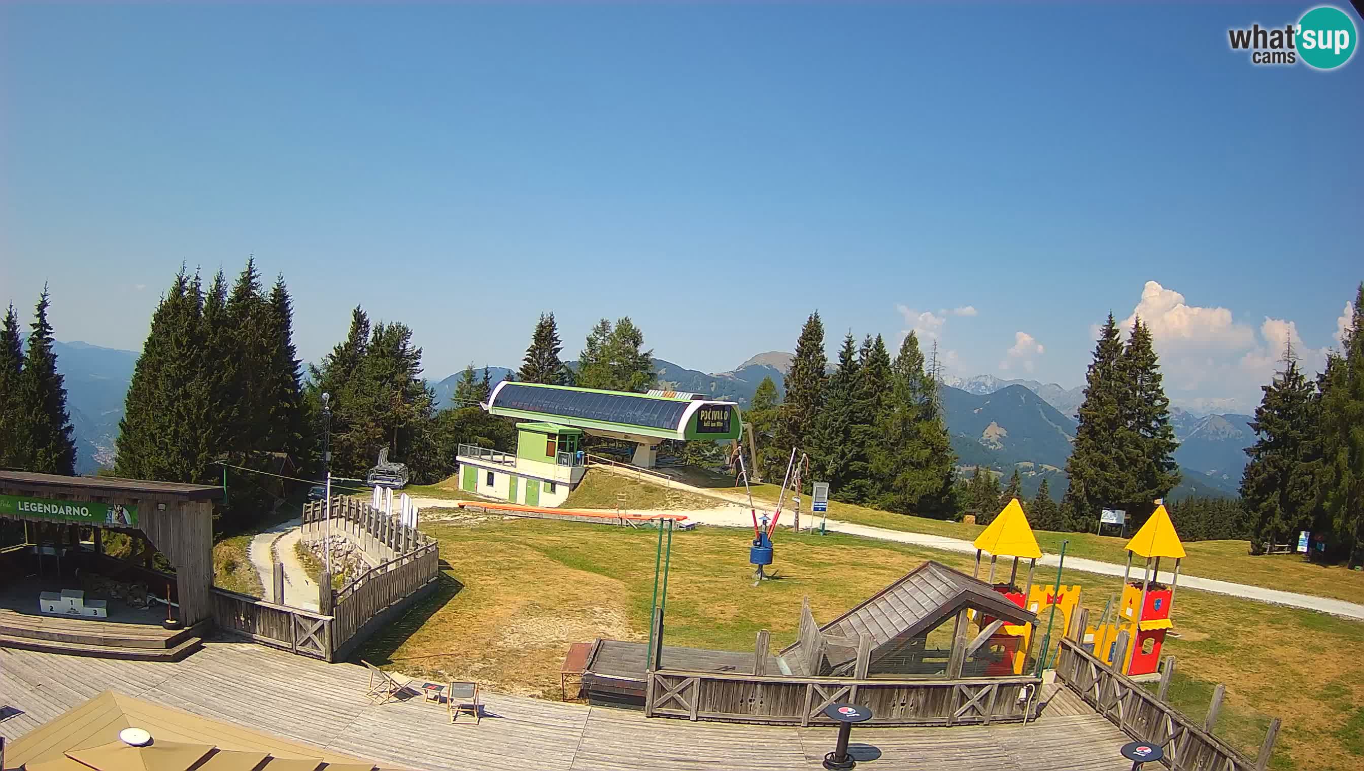 Webcam de la station de ski des Alpes slovènes à Cerkno Počivalo