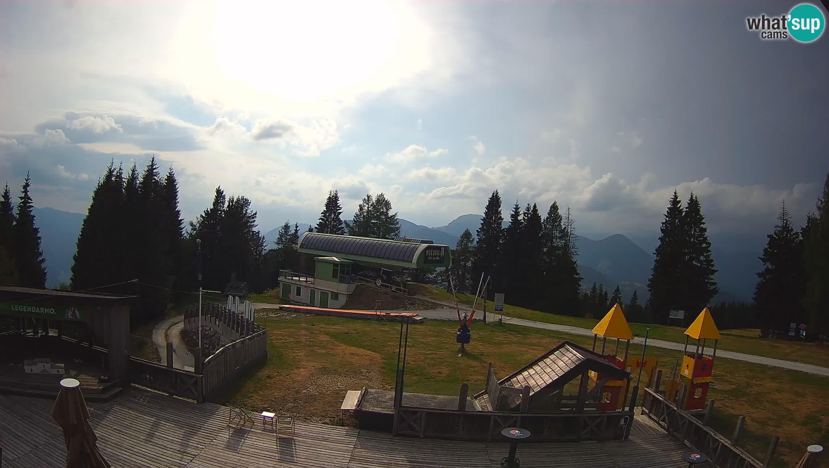 Web kamera Počivalo – Alpska Perla | Pogled uživo sa skijališta Cerkno