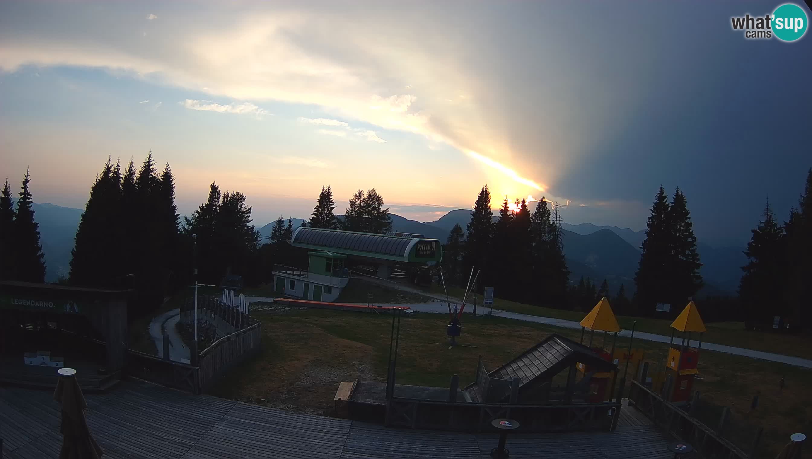Webcam Počivalo – Alpska Perla | Vista live dalla stazione sciistica di Cerkno