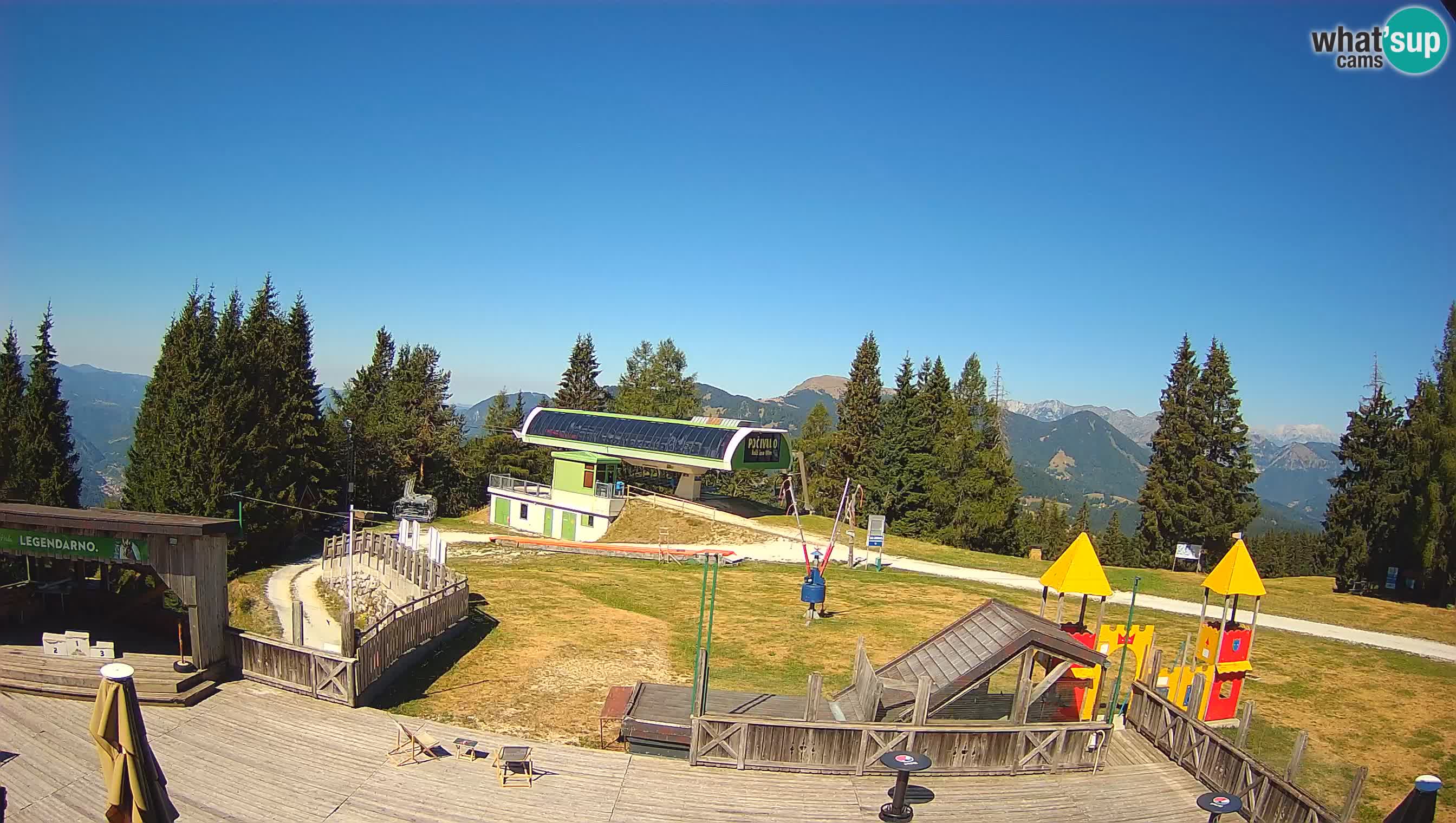 Spletna kamera Počivalo – Alpska Perla | Pogled v živo iz smučišča Cerkno