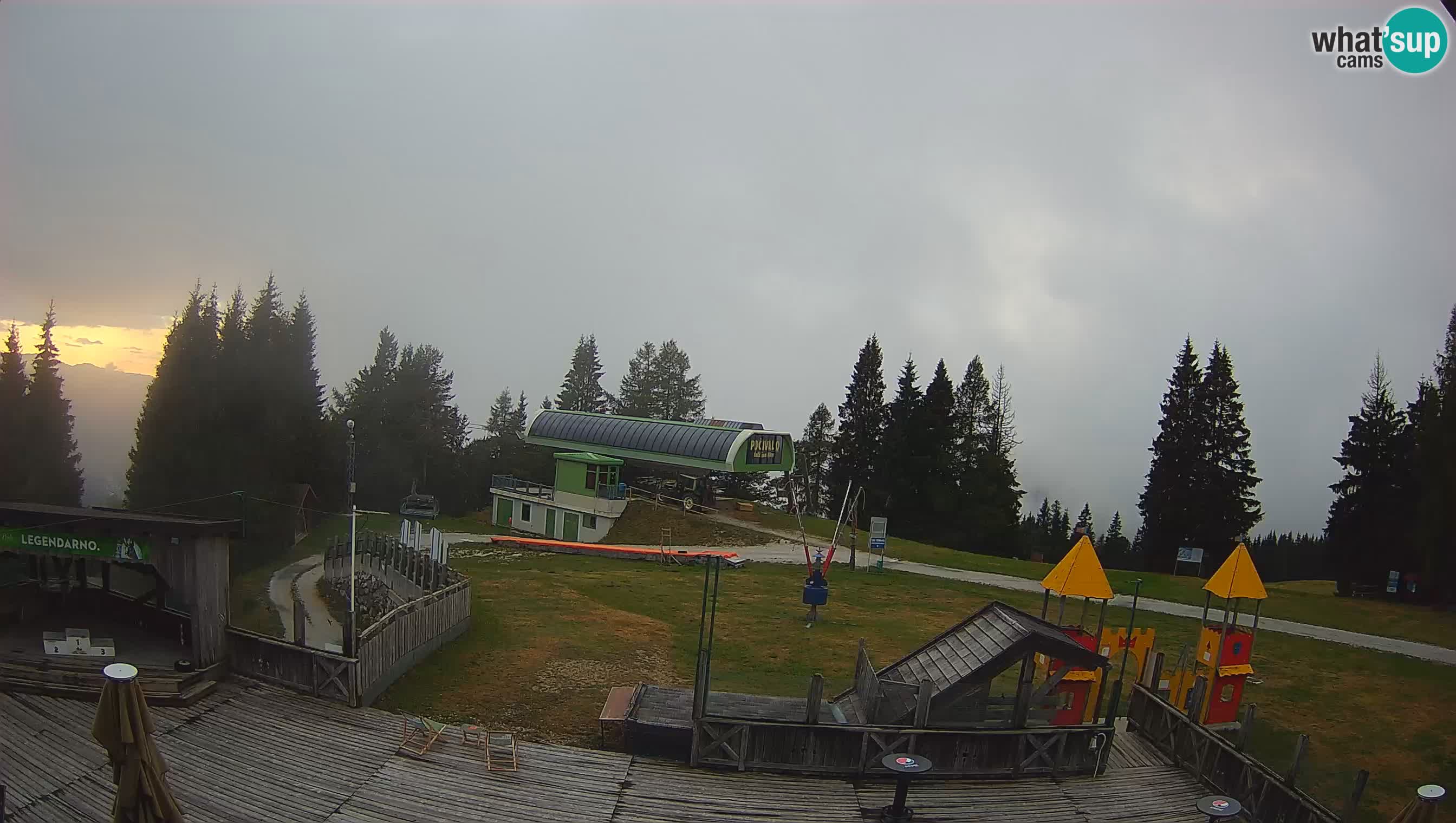 Webcam Počivalo – Alpska Perla | Vista live dalla stazione sciistica di Cerkno